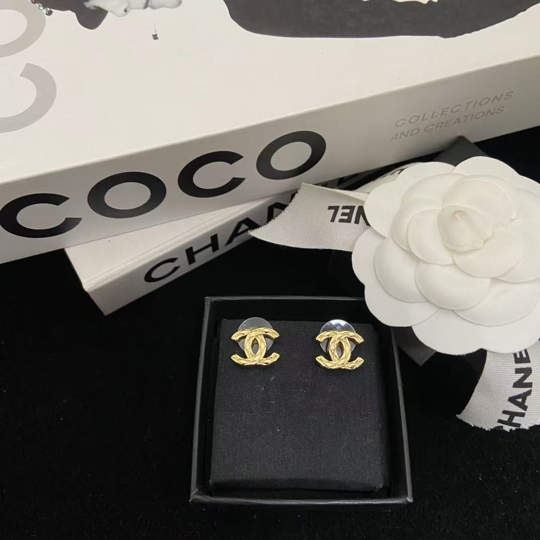 CHANE1 ダブルC イヤリング【50％割引+送料無料】