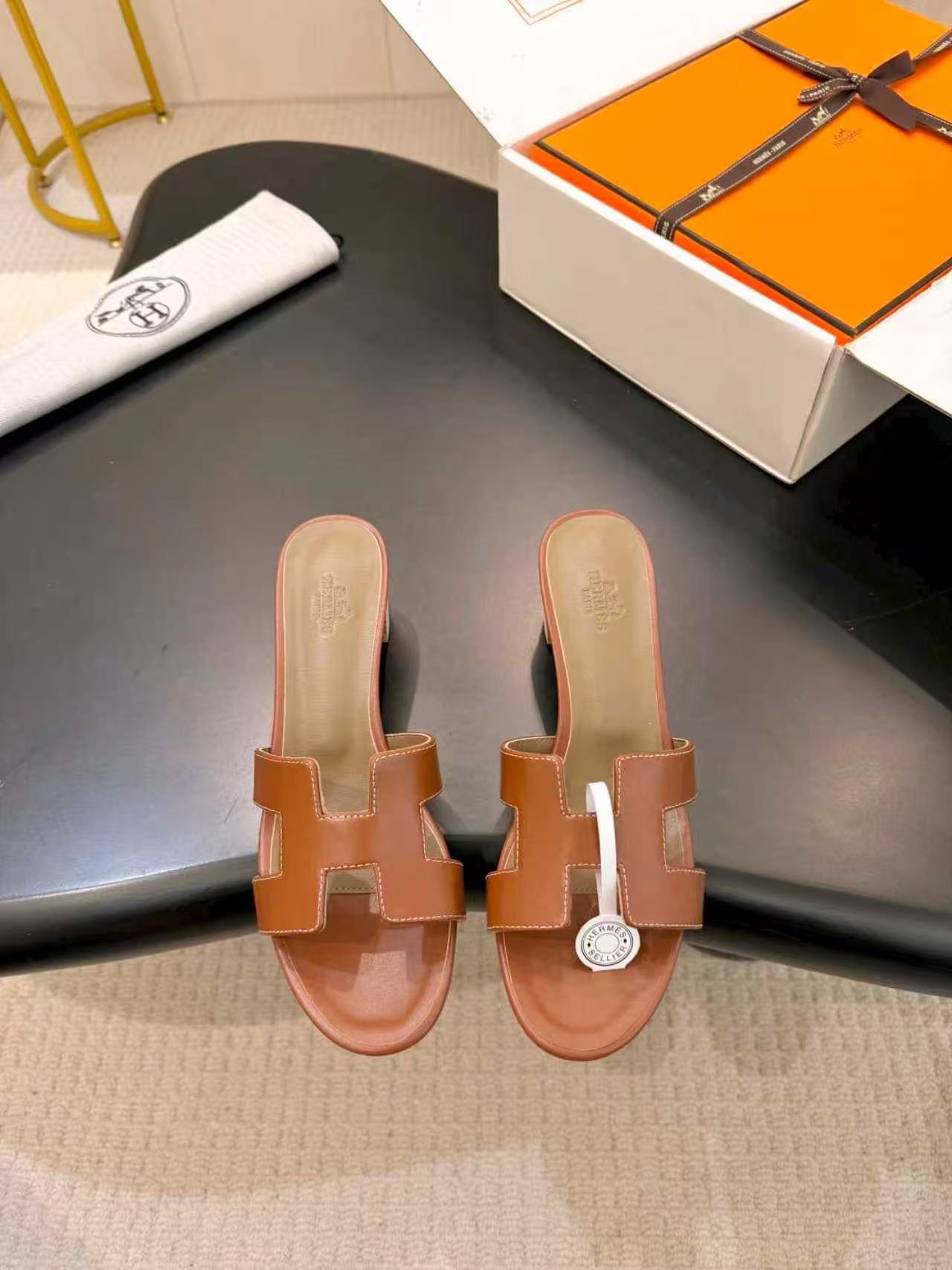 HERME5 高品質Hローヒールシューズ【50％割引+送料無料】