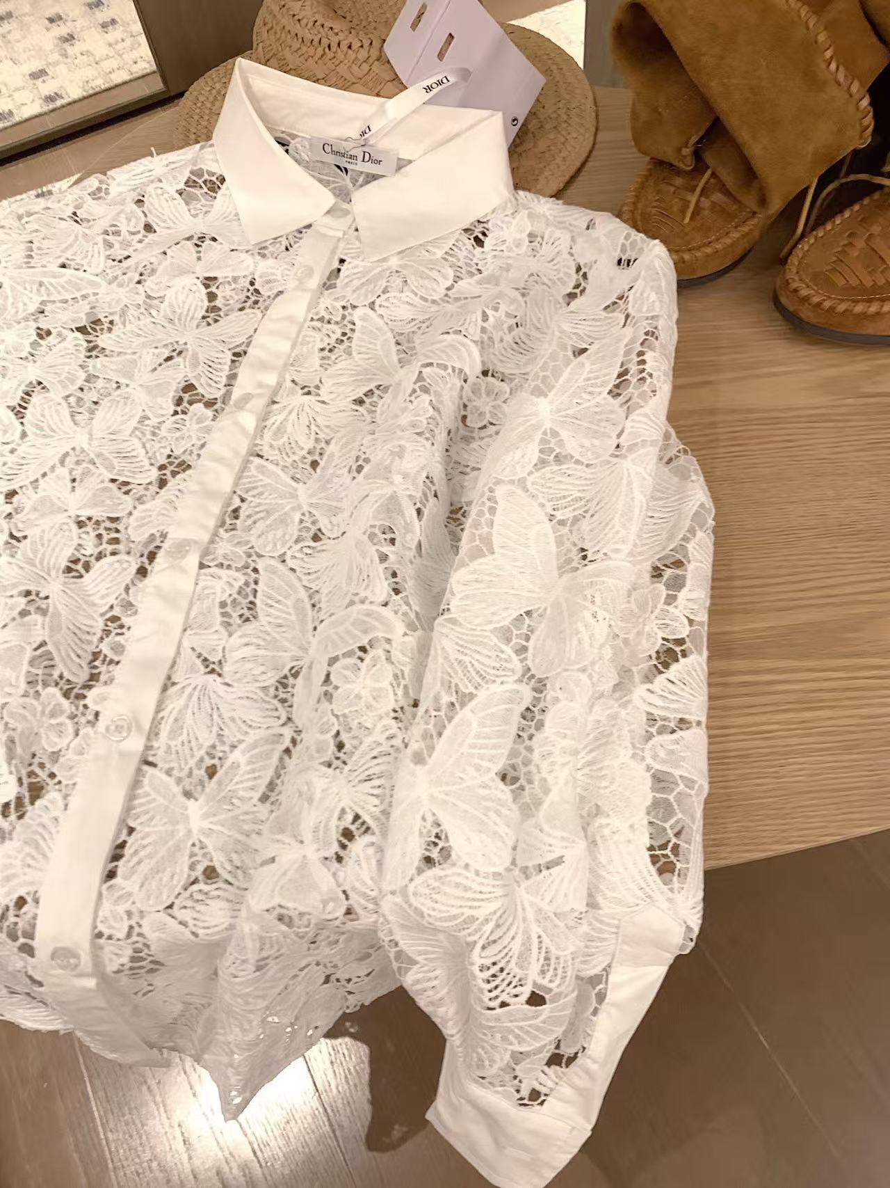 DIOR ホローアウト バタフライ ブラウス【50％割引+送料無料】