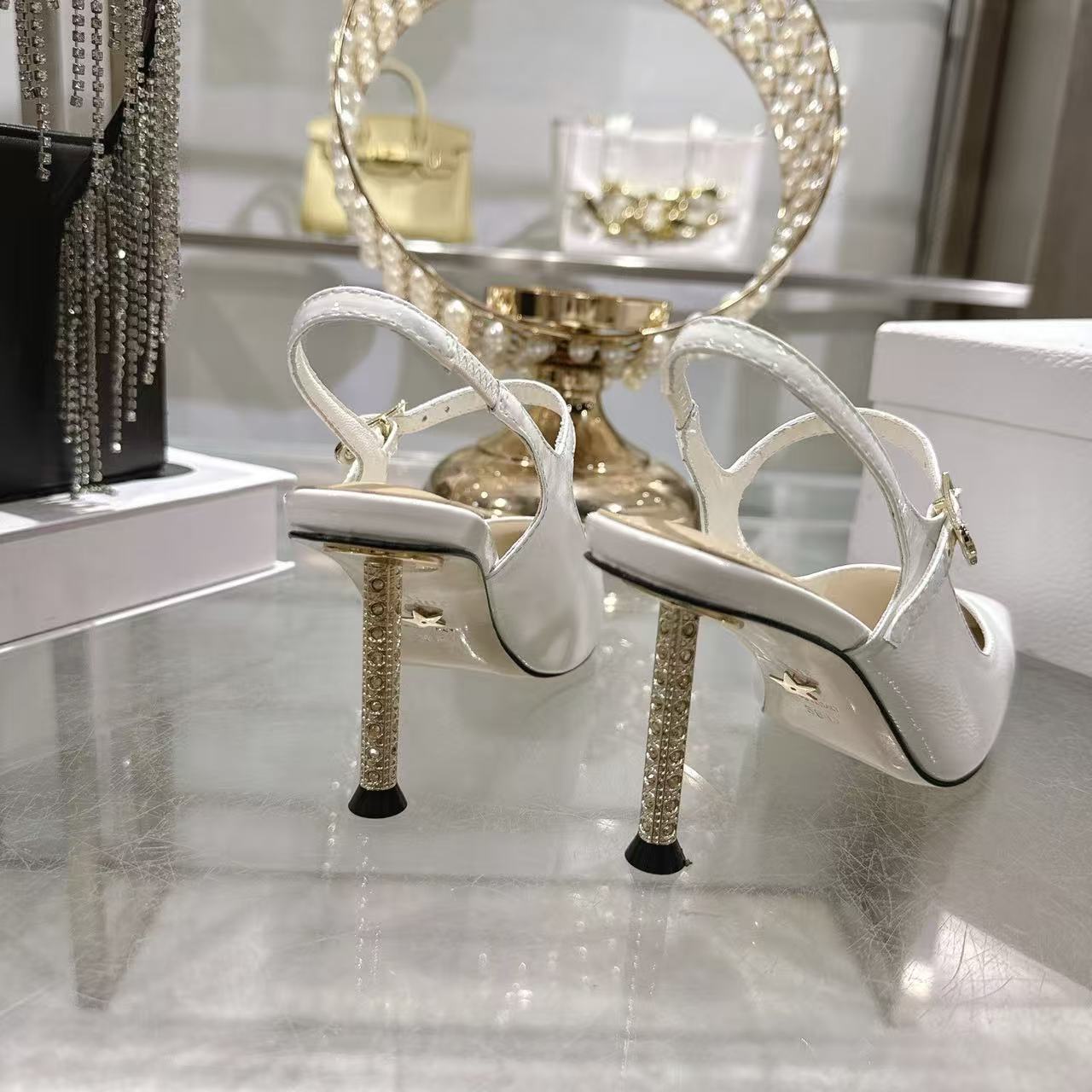 DIORの高品質ポインテッドトゥメリージェーンハイヒール【50％割引+送料無料】