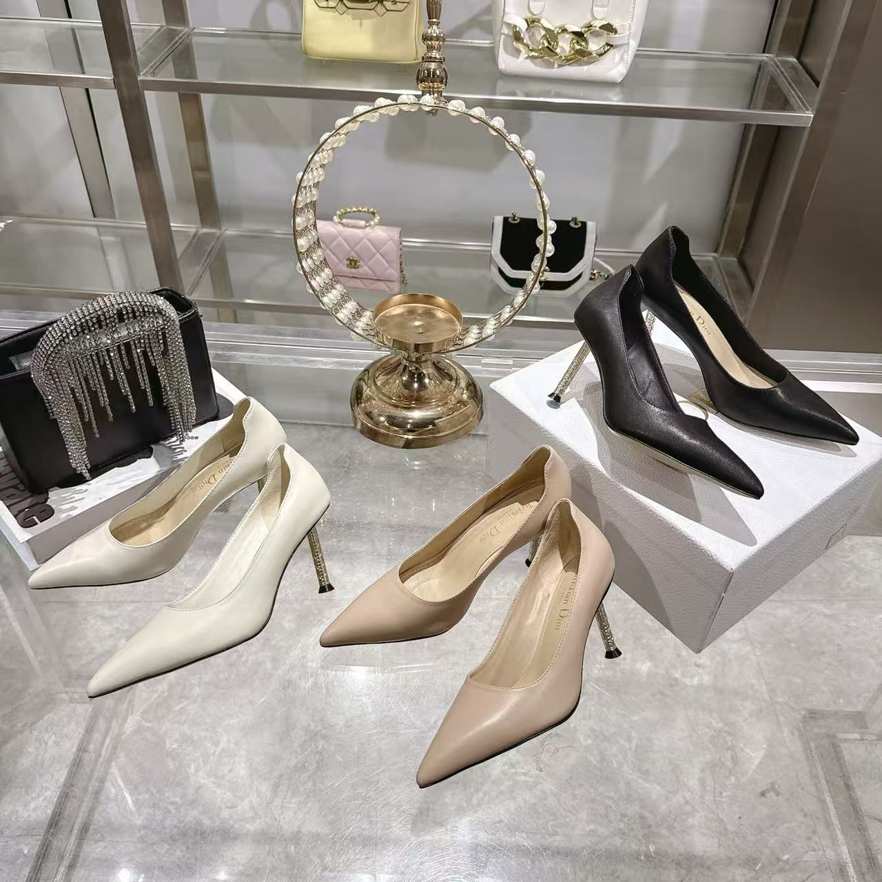 DIORの高品質ミニマリストポインテッドトゥハイヒール【50％割引+送料無料】