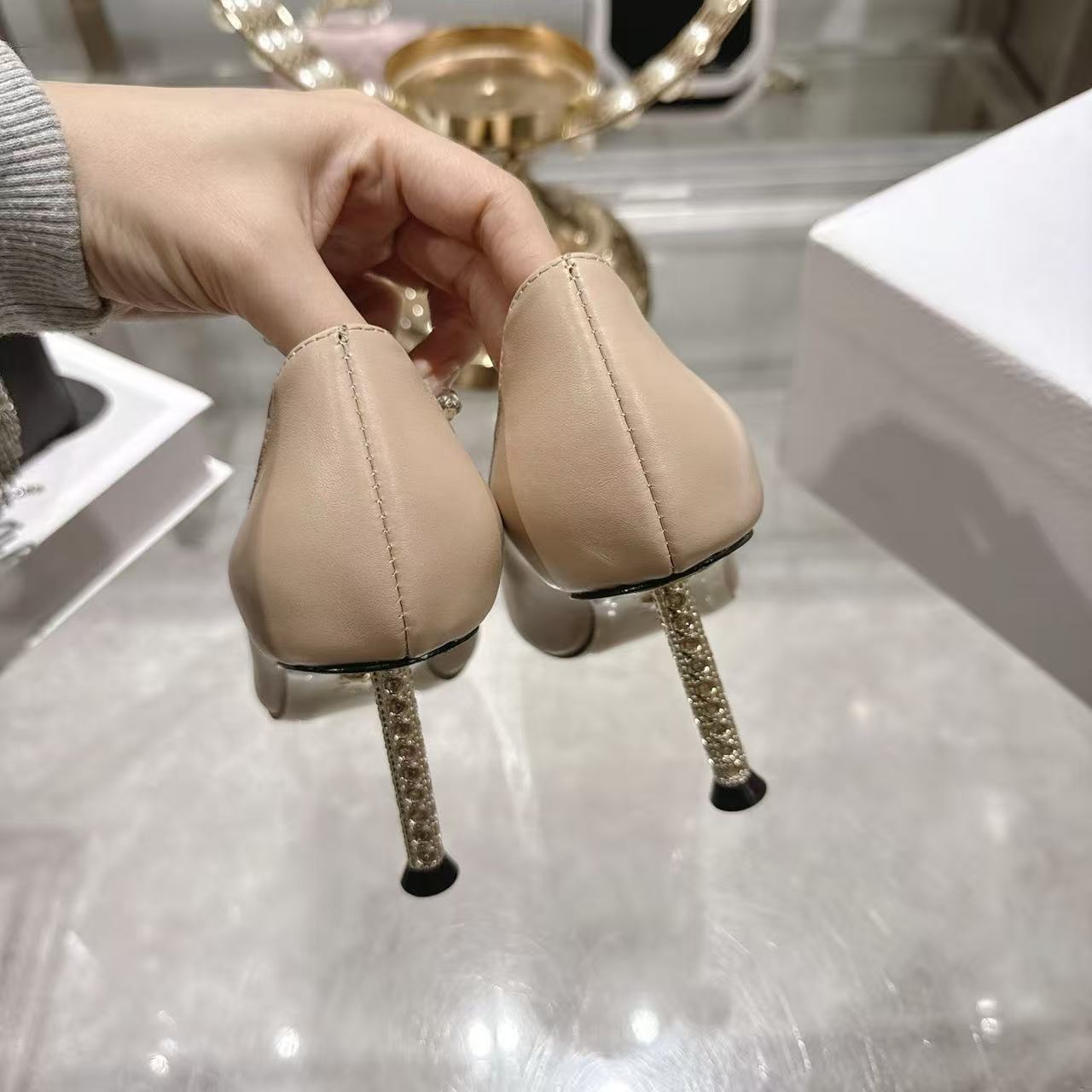 DIORの高品質ミニマリストポインテッドトゥハイヒール【50％割引+送料無料】