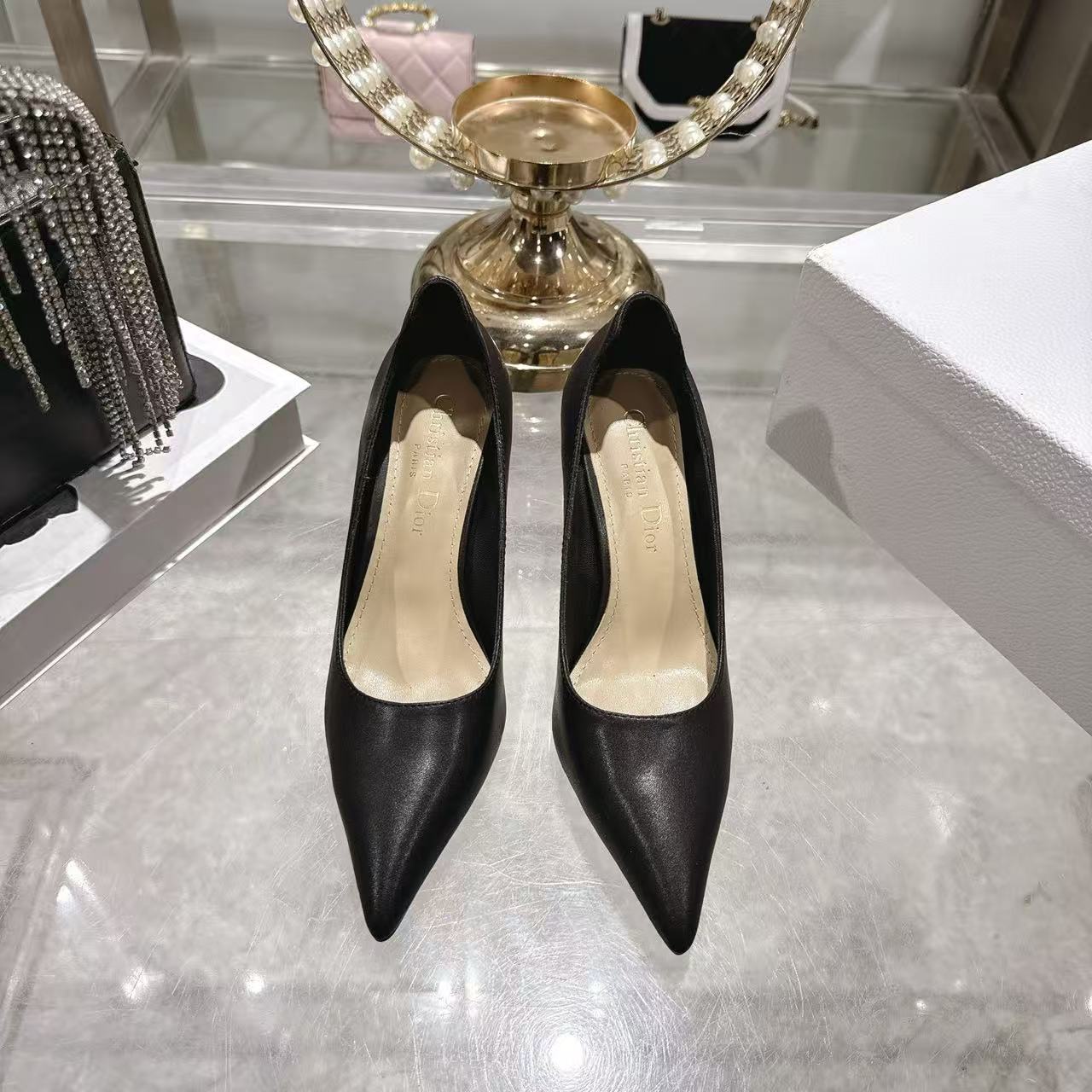 DIORの高品質ミニマリストポインテッドトゥハイヒール【50％割引+送料無料】