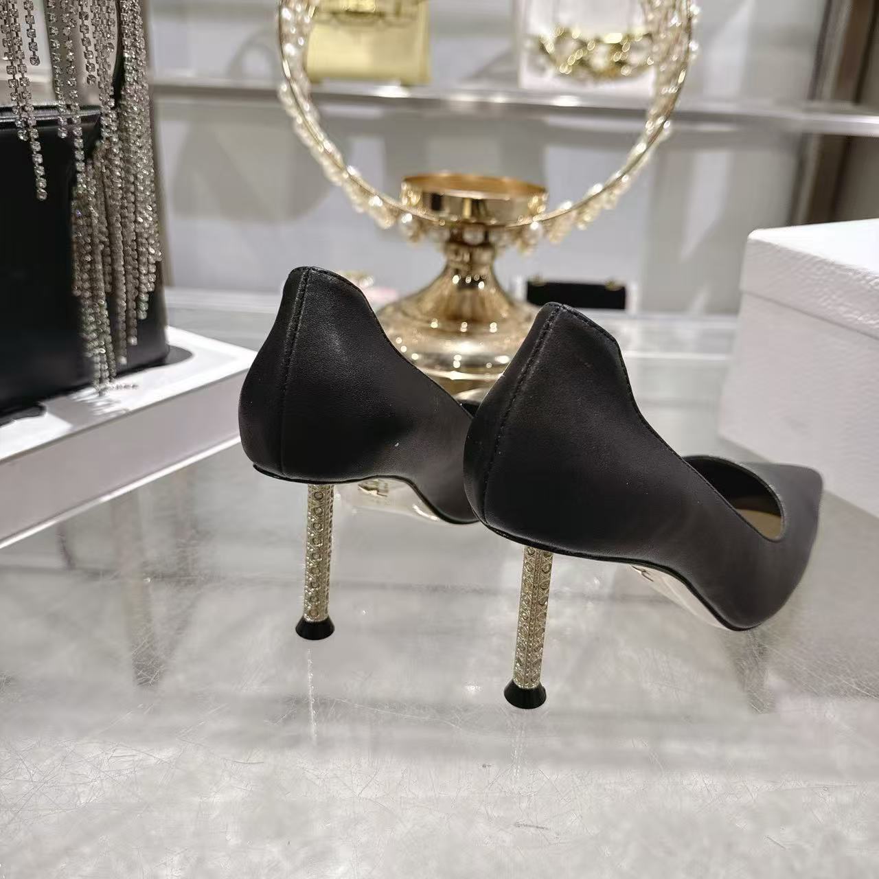 DIORの高品質ミニマリストポインテッドトゥハイヒール【50％割引+送料無料】