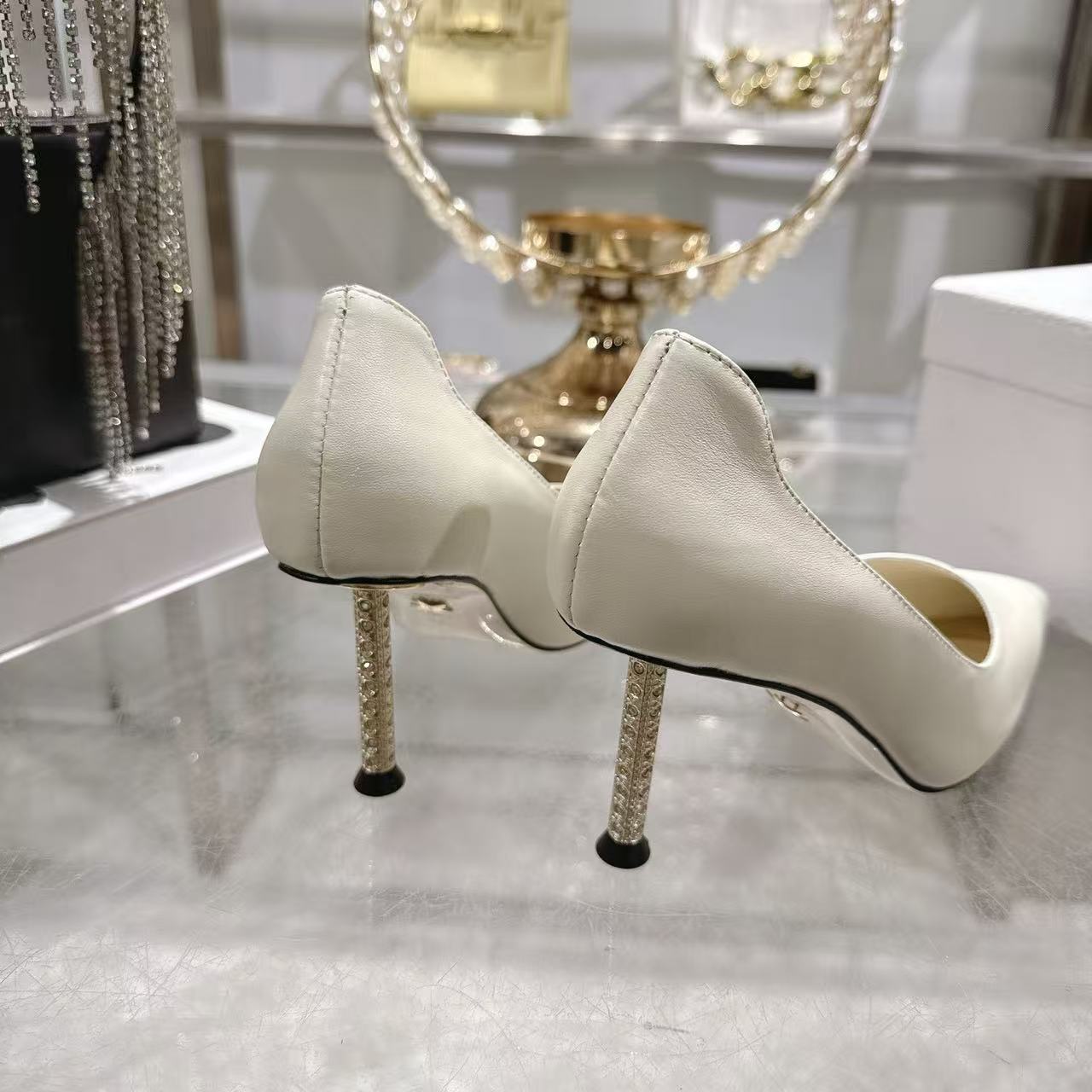 DIORの高品質ミニマリストポインテッドトゥハイヒール【50％割引+送料無料】