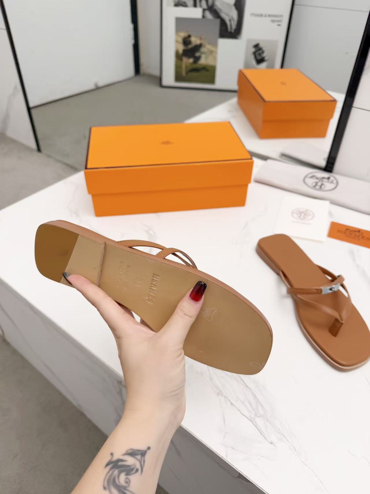 HERME5 シンプルビーチサンダル【50％割引+送料無料】