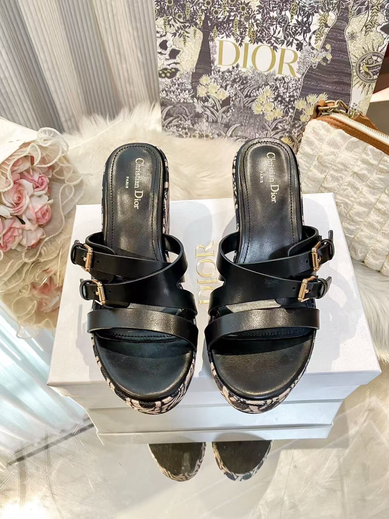 DIOR 滑り止め厚底スリッパ【50％割引+送料無料】