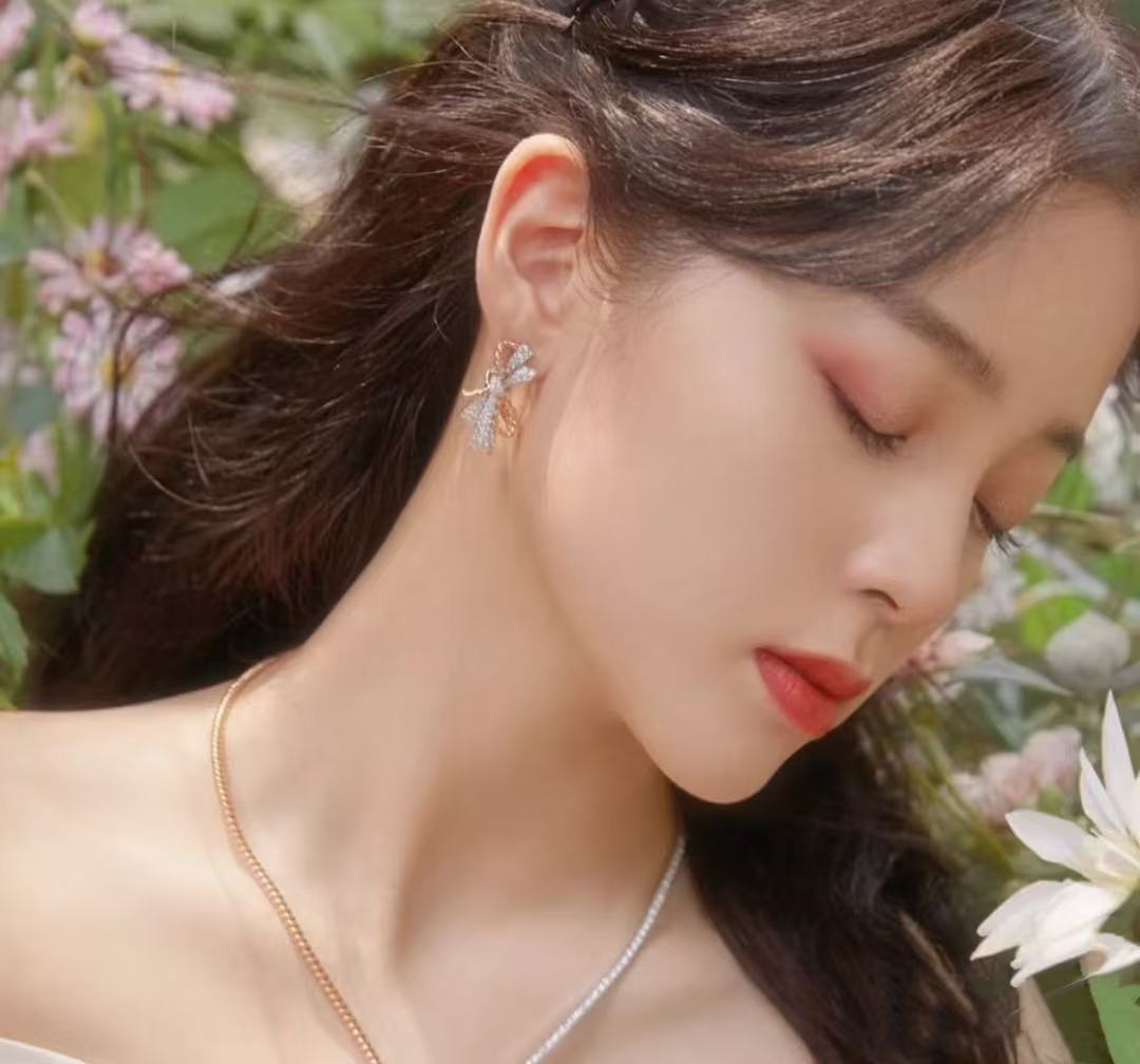 CHANE1 ボウシェイプ ダイヤモンドスタッズ ツートンイヤリング【50％割引+送料無料】