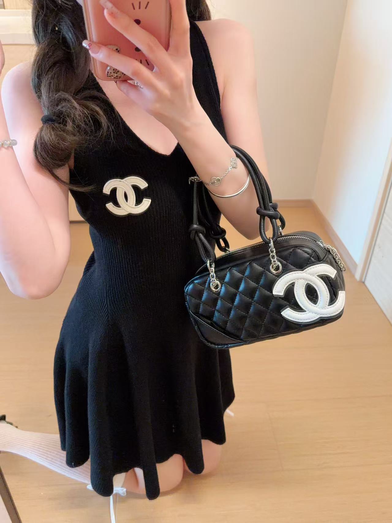 CHANE1 ダブルC ウール ノースリーブ ドレス【50％割引+送料無料】