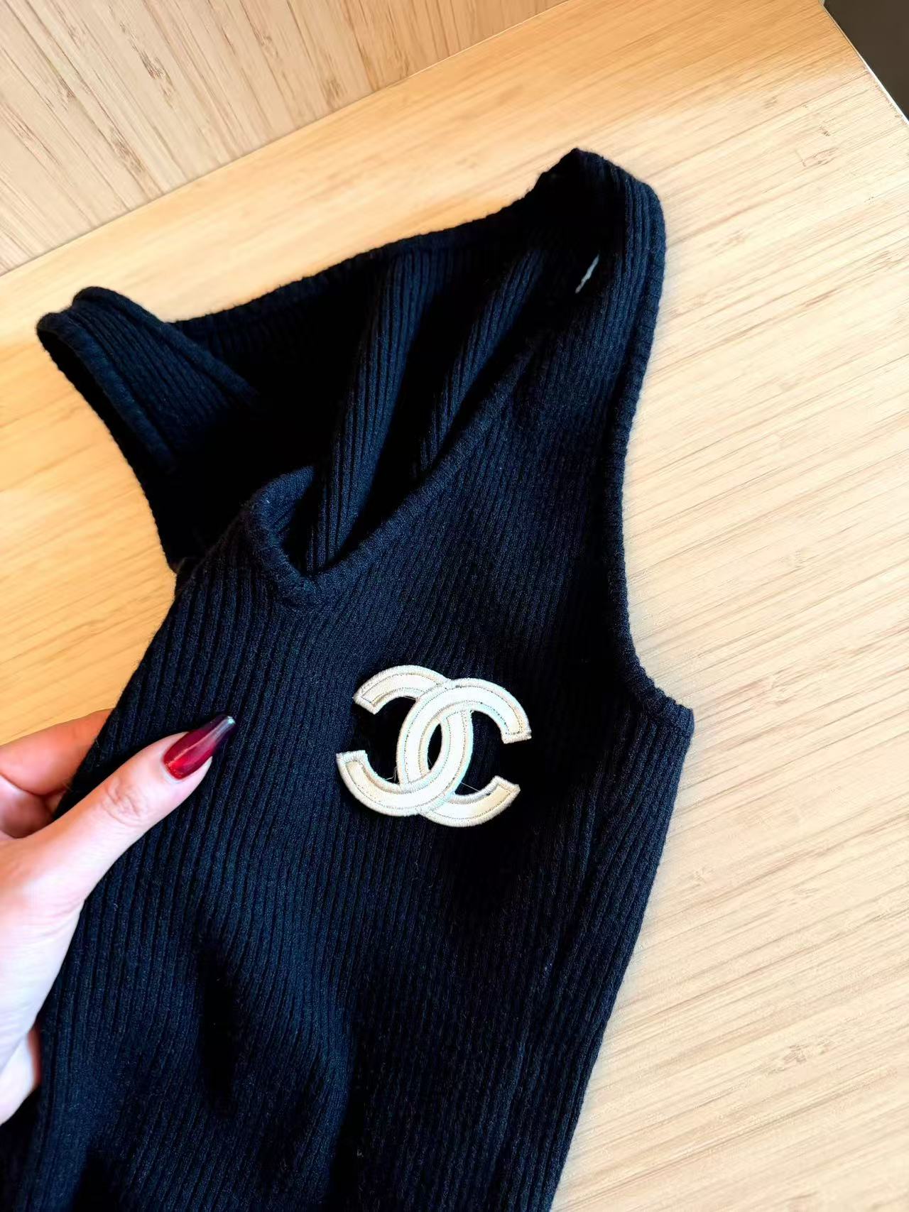 CHANE1 ダブルC ウール ノースリーブ ドレス【50％割引+送料無料】