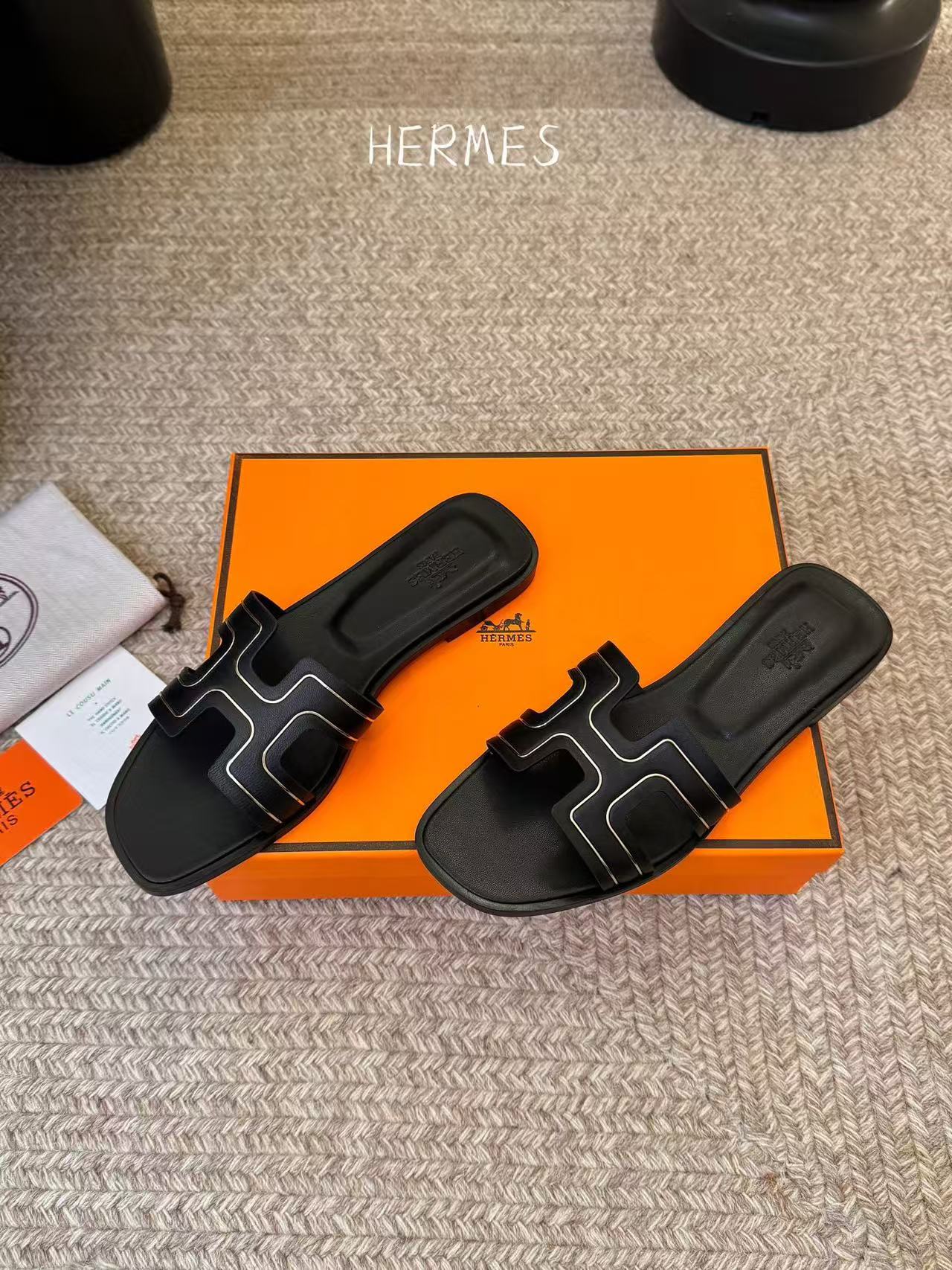 HERME5 高品質Hシープスキンスリッパ【50％割引+送料無料】