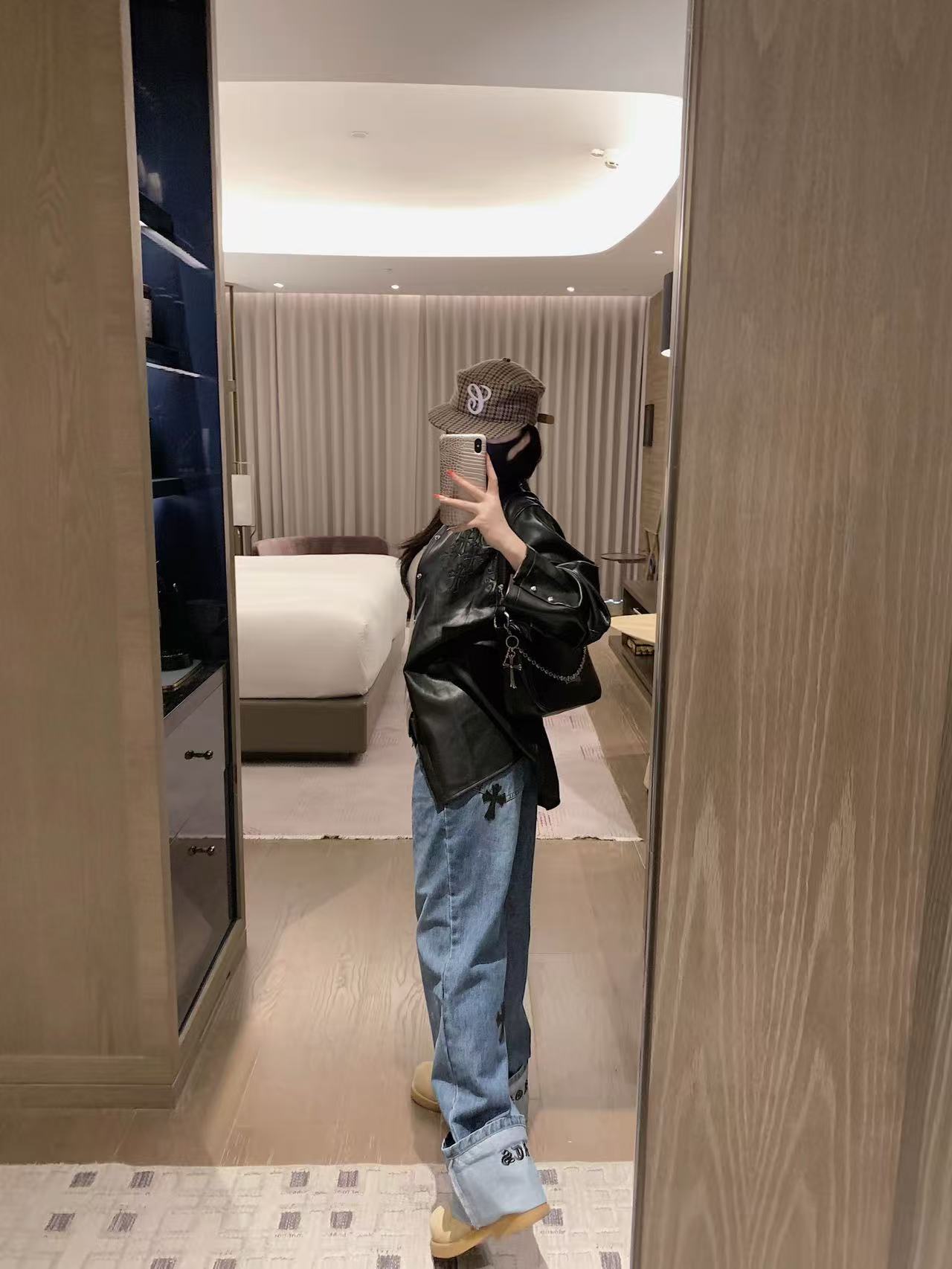 Chr0me Hearts刺繍入りレザーラベルジーンズ【50％割引+送料無料】