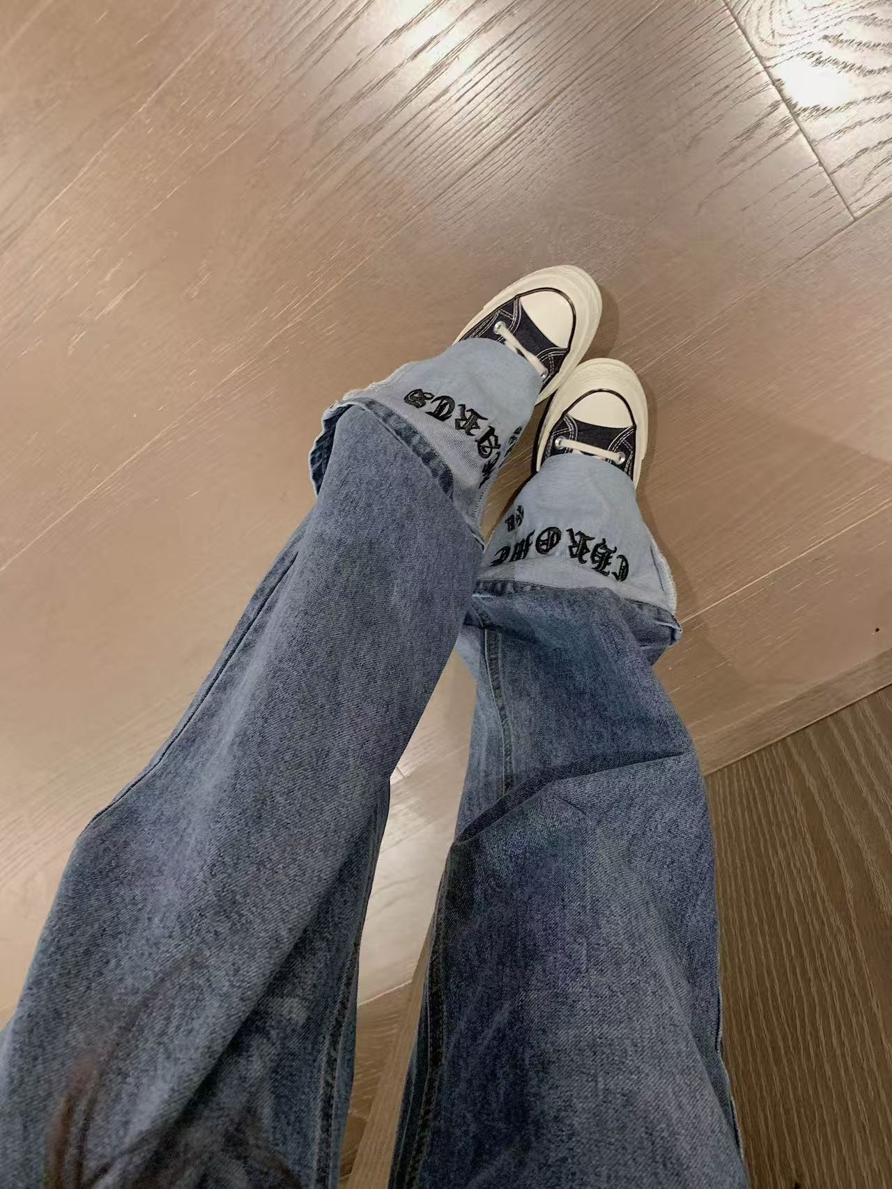 Chr0me Hearts刺繍入りレザーラベルジーンズ【50％割引+送料無料】