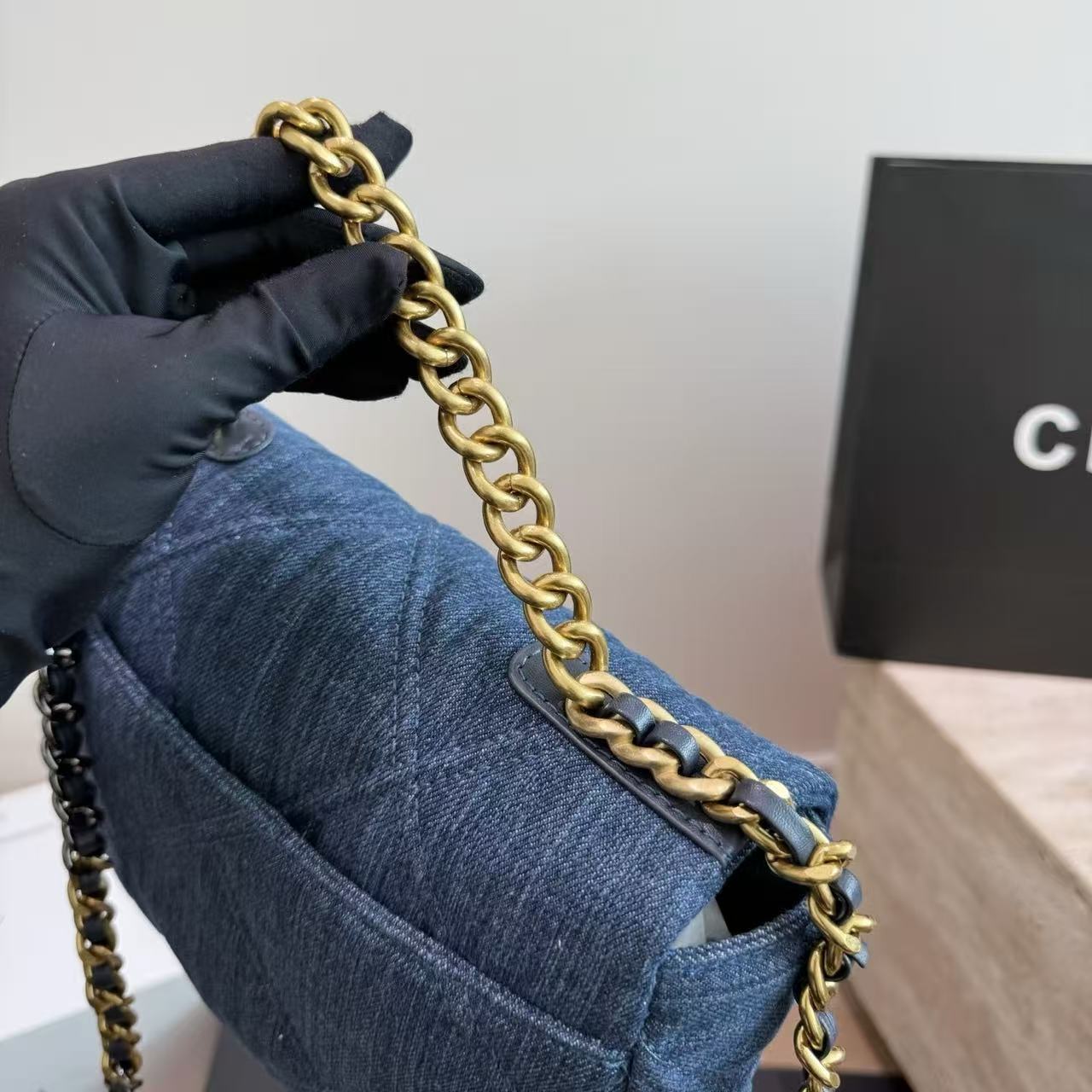 CHANE1 デニムチェーンバッグ【50％割引+送料無料】