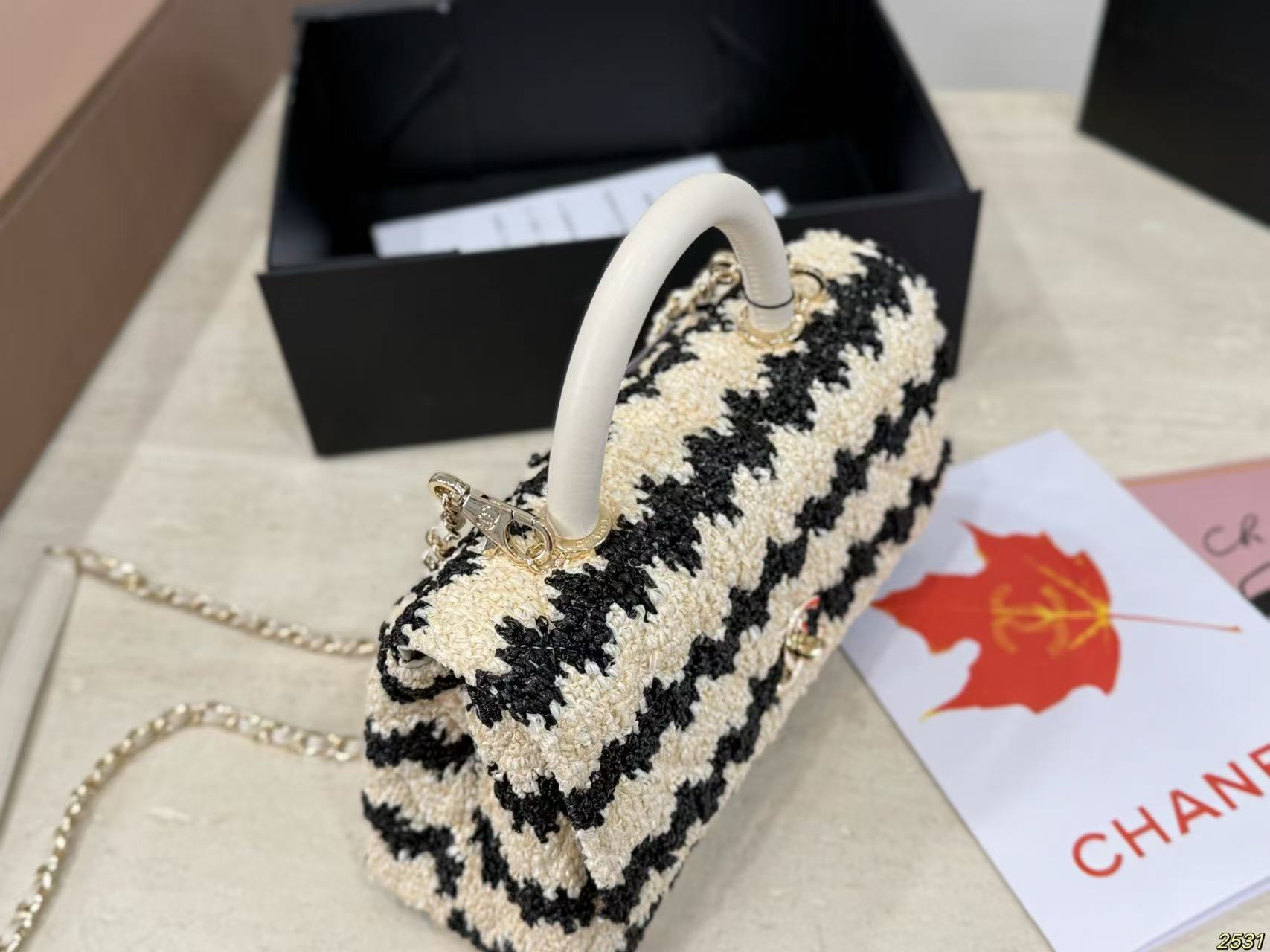 CHANE1 フラップ付きストローハンドバッグ【50％割引+送料無料】