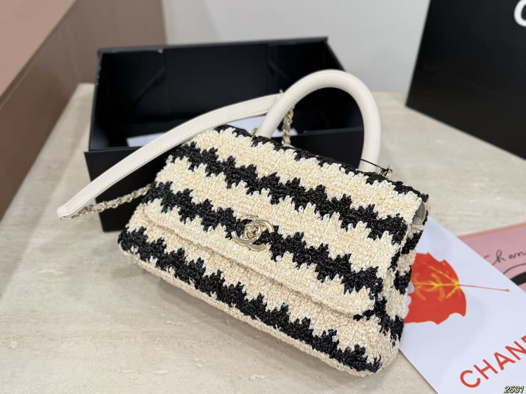 CHANE1 フラップ付きストローハンドバッグ【50％割引+送料無料】