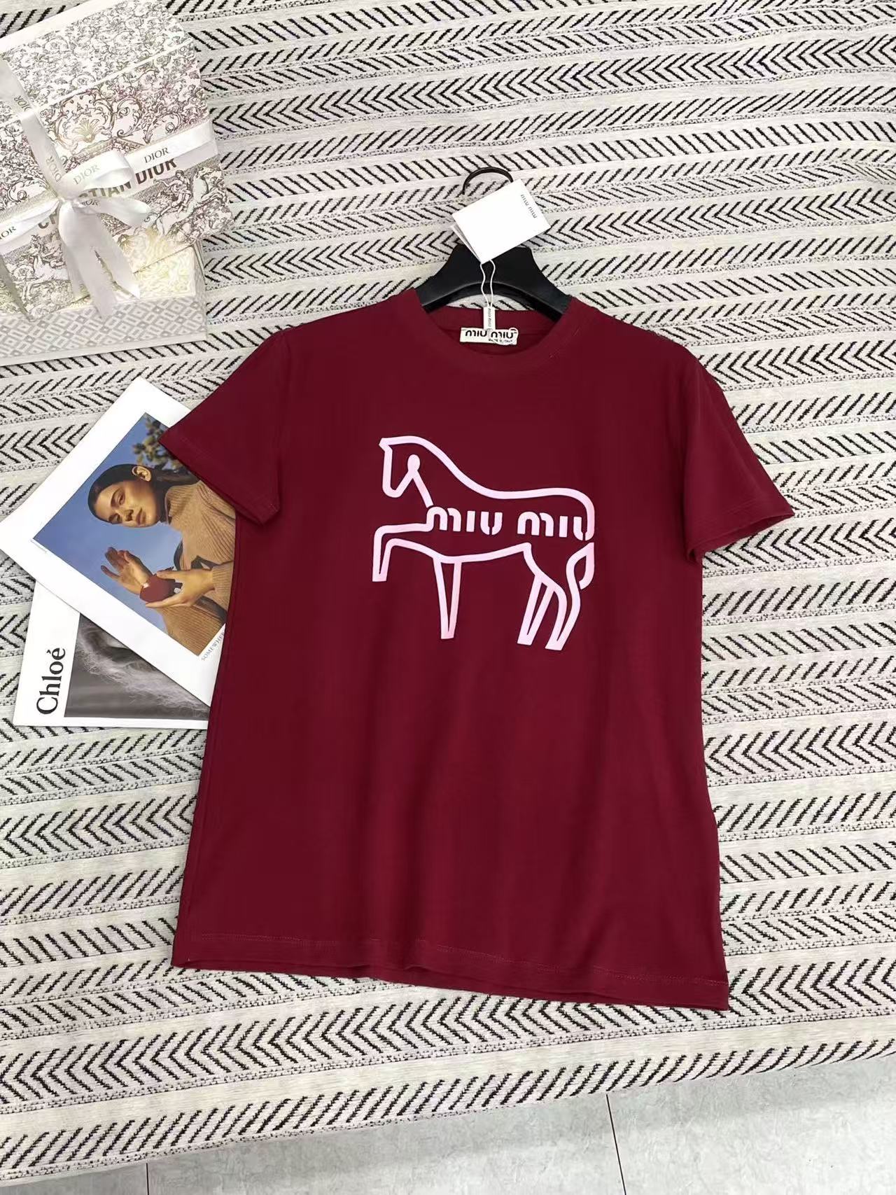 M1UM1U ポニーレターTシャツ【50％割引+送料無料】