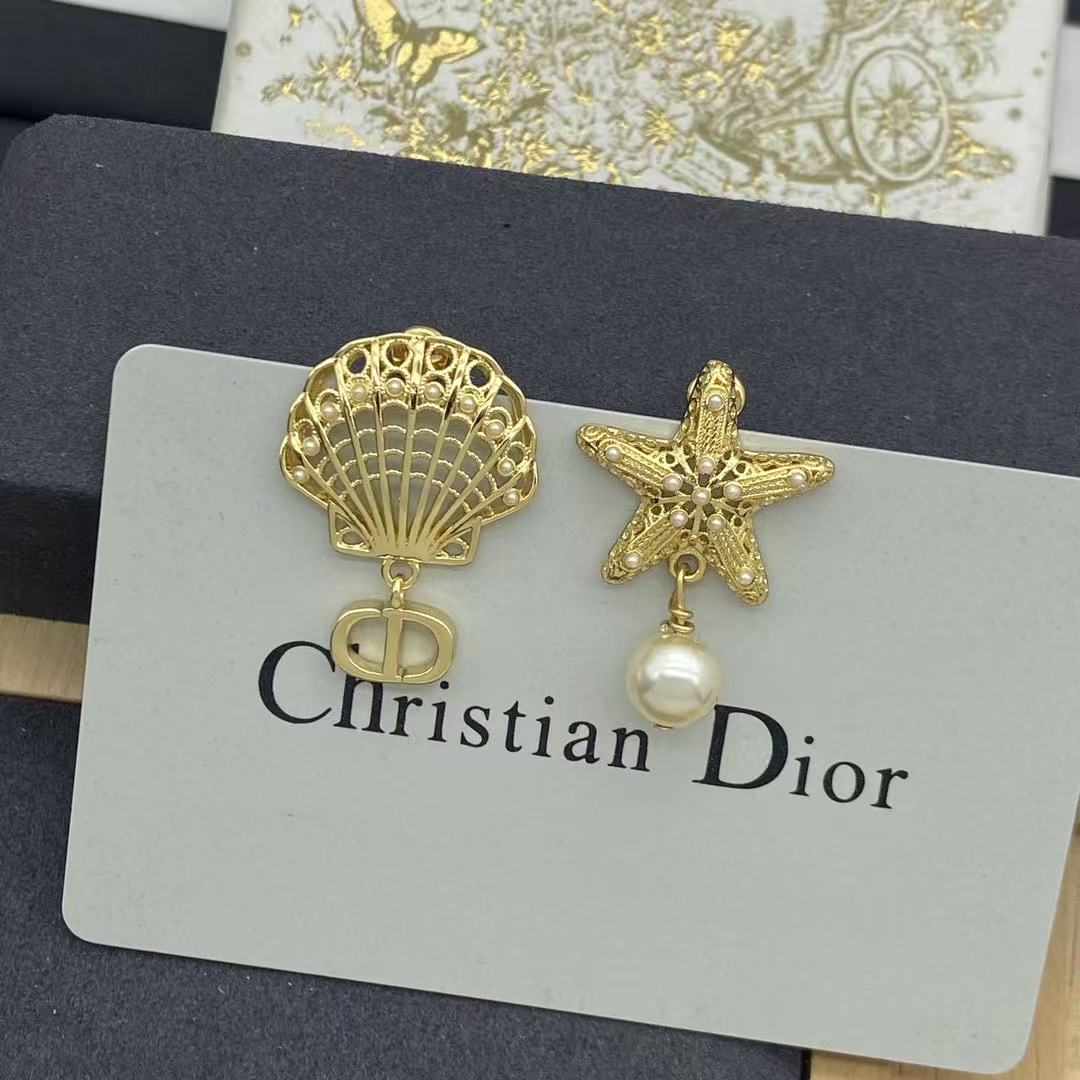 DI0R五芒星パールシェルイヤリング【50％割引+送料無料】