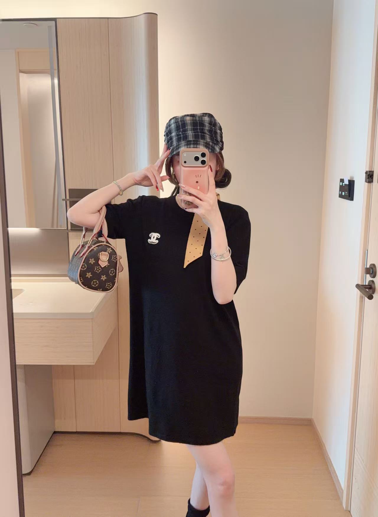 CHANE1 ダブルC ロングTシャツ【50％割引+送料無料】