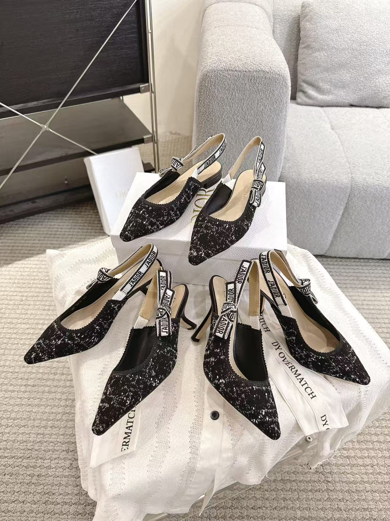 DI0R高品質の刺繍リボン付きハイヒール／フラットシューズ【50％割引+送料無料】