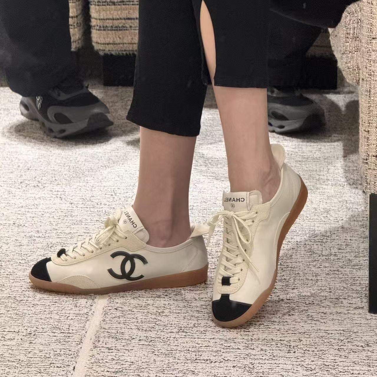 CHANE1 高品質ダブルC ブラック＆ホワイトパンダシューズ【50％割引+送料無料】