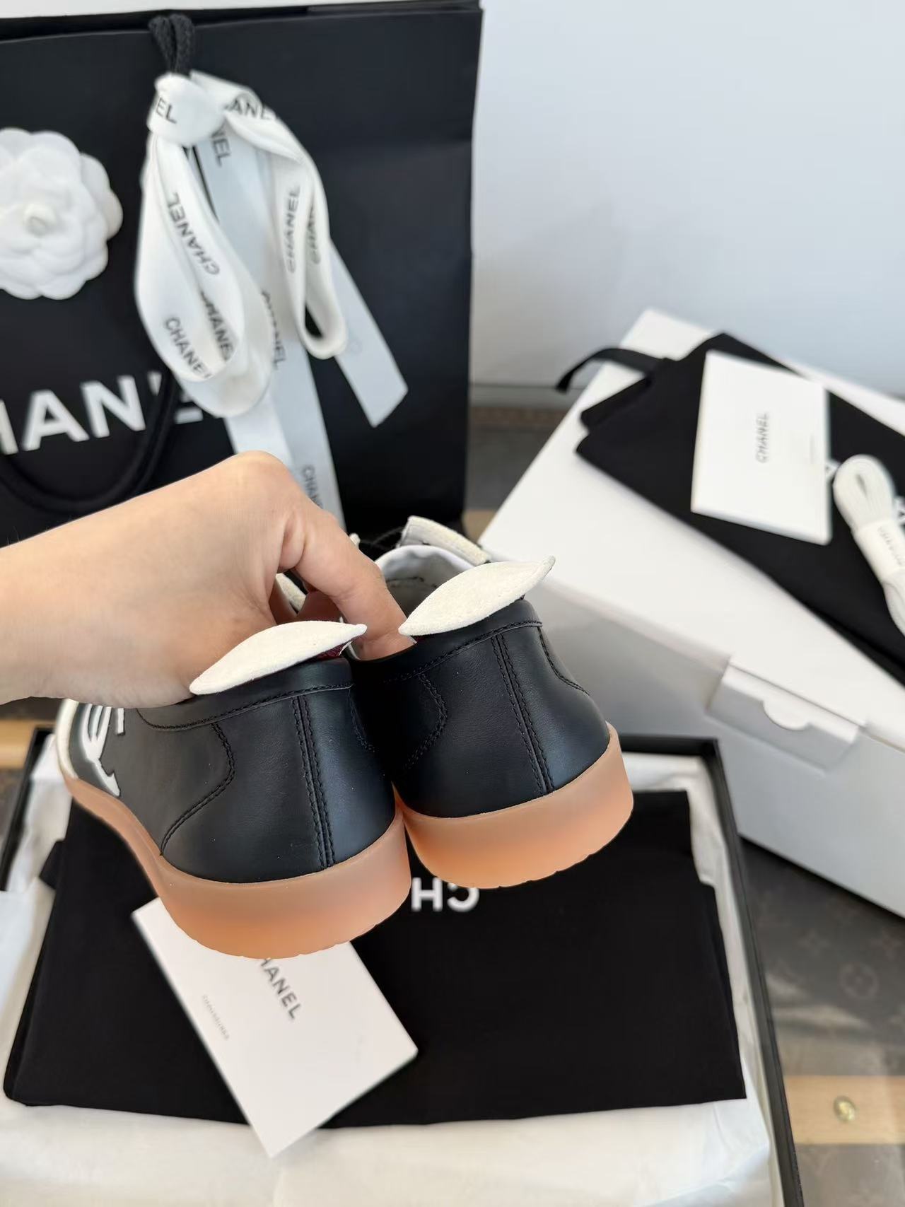 CHANE1 高品質ダブルC ブラック＆ホワイトパンダシューズ【50％割引+送料無料】