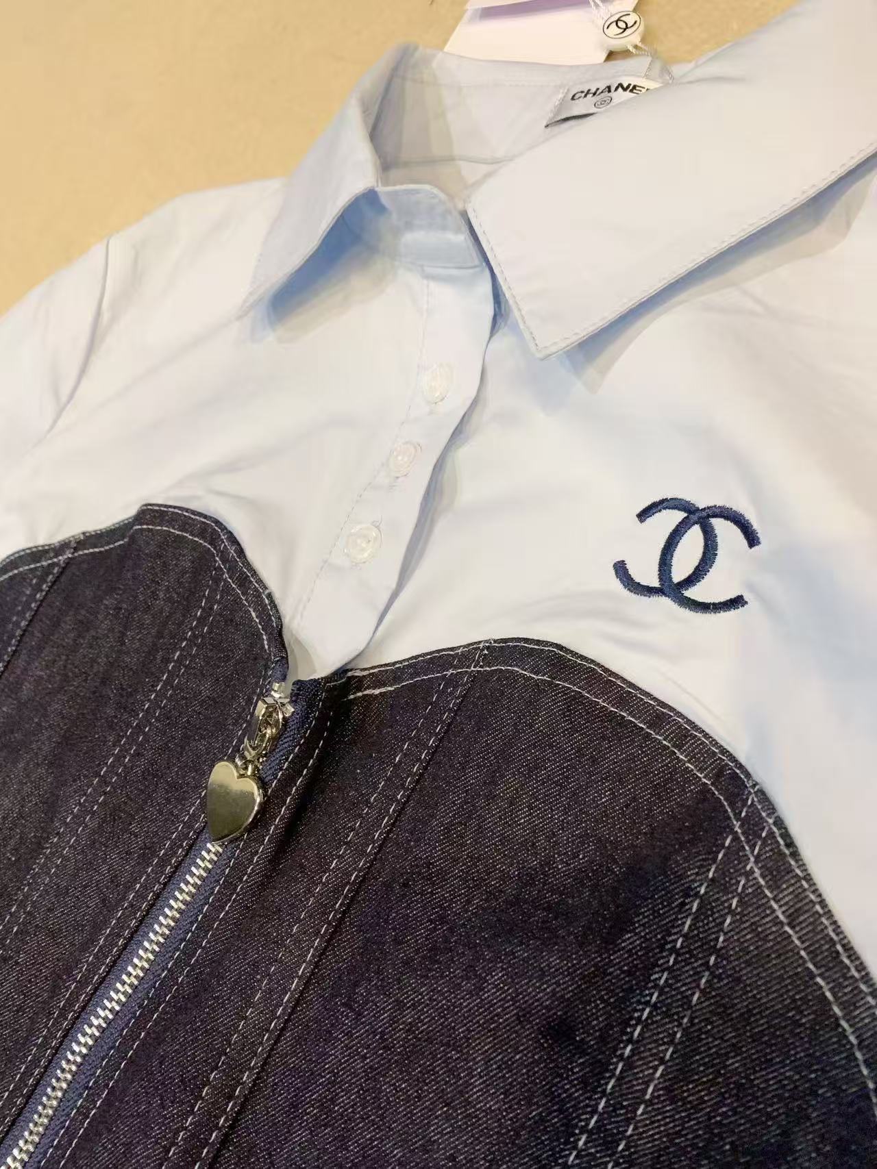 CHANE1 パッチワークデニムシャツ【50％割引+送料無料】