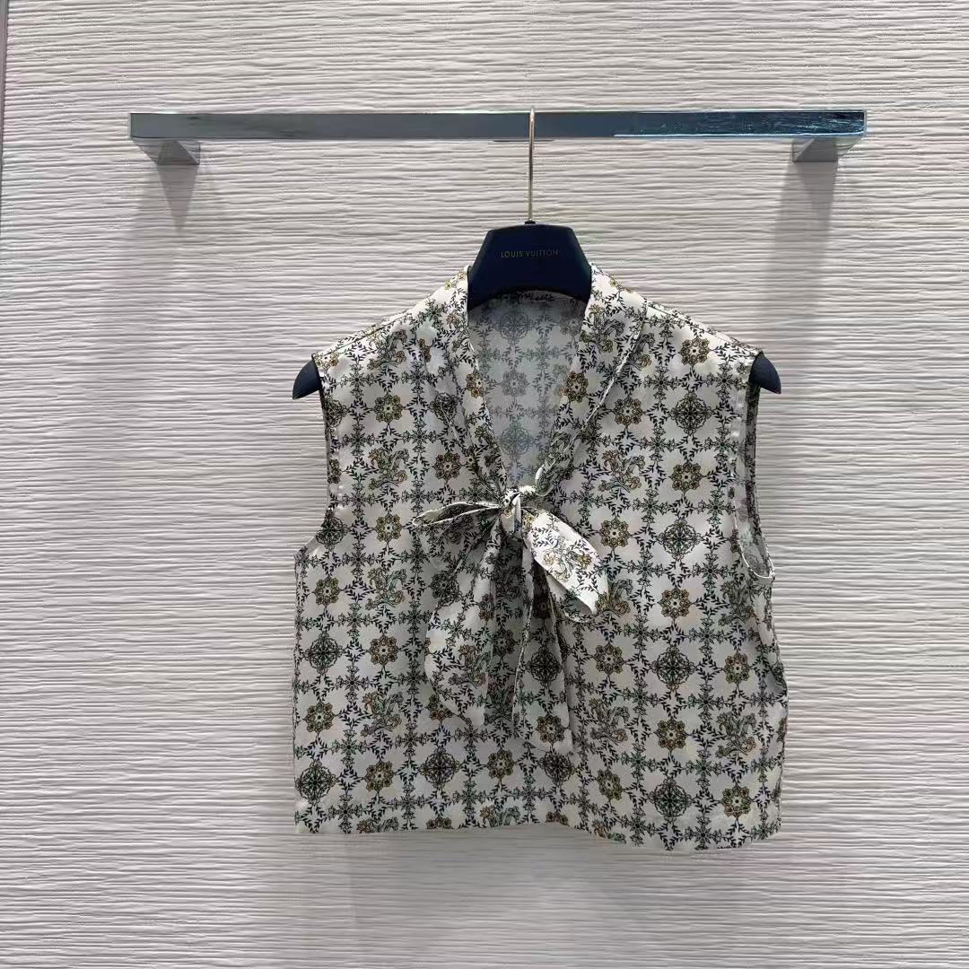 LVプリント柄のベストとスカートのツーピースセット【50％割引+送料無料】