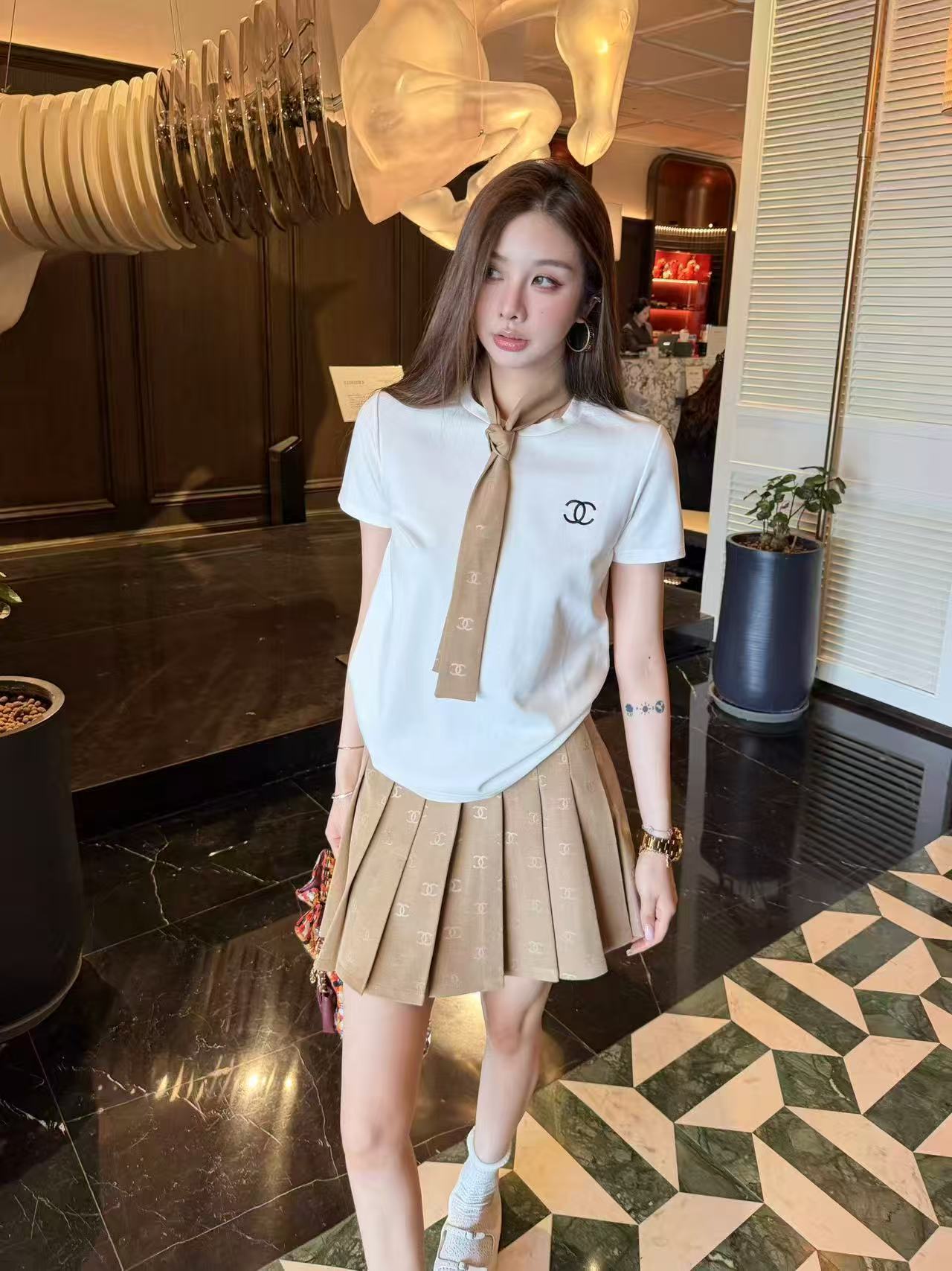 CHANE1 高品質Tシャツ＋スカート ツーピースセット【50％割引+送料無料】