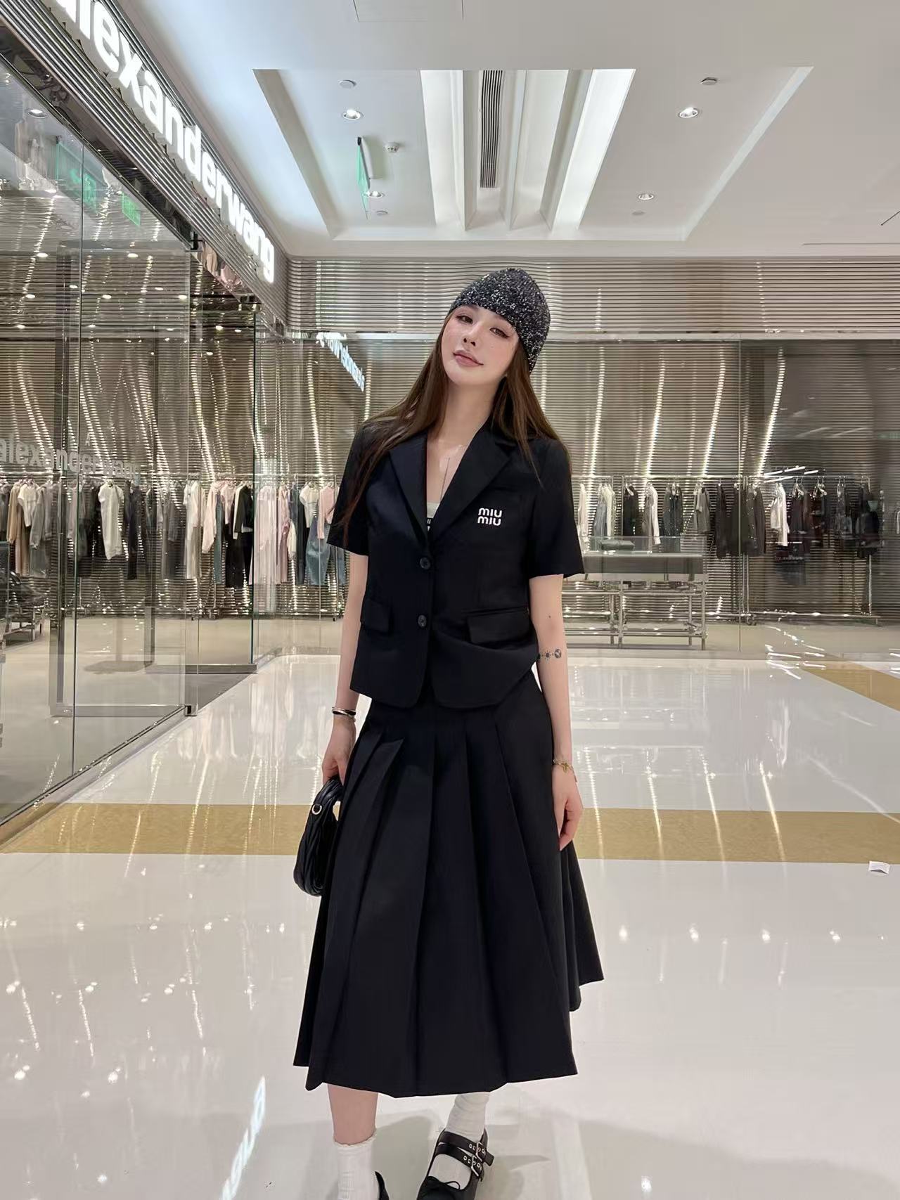 M1UM1U 高品質ショートジャケット＋スカートツーピースセット【50％割引+送料無料】