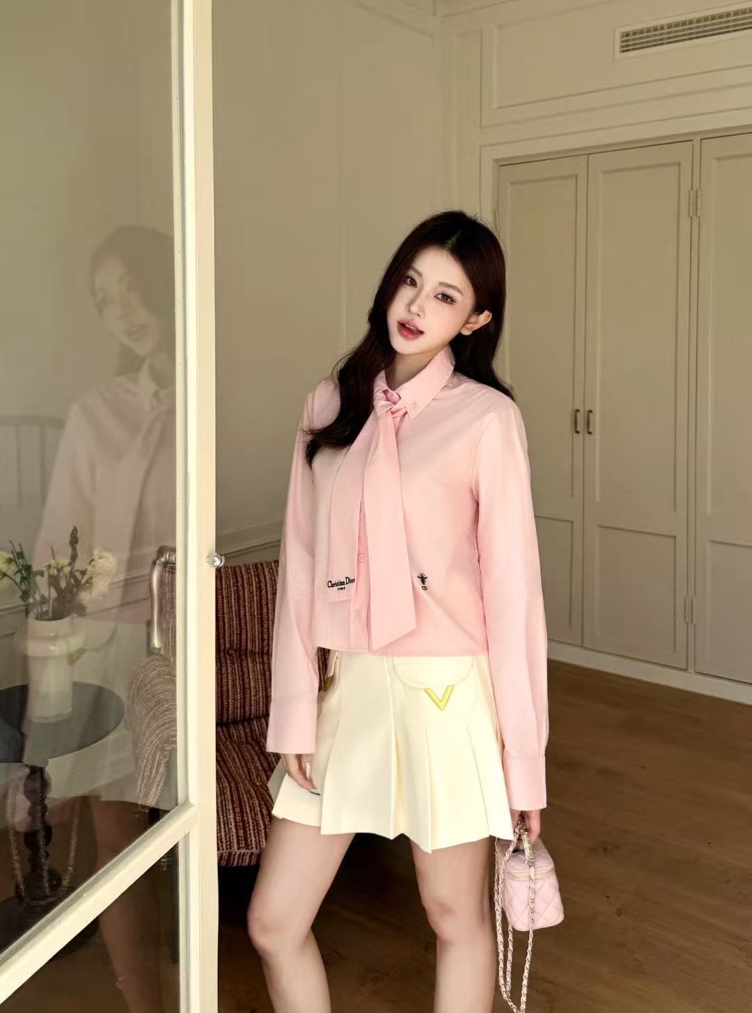 DI0R刺繍入りレターシャツ【50％割引+送料無料】