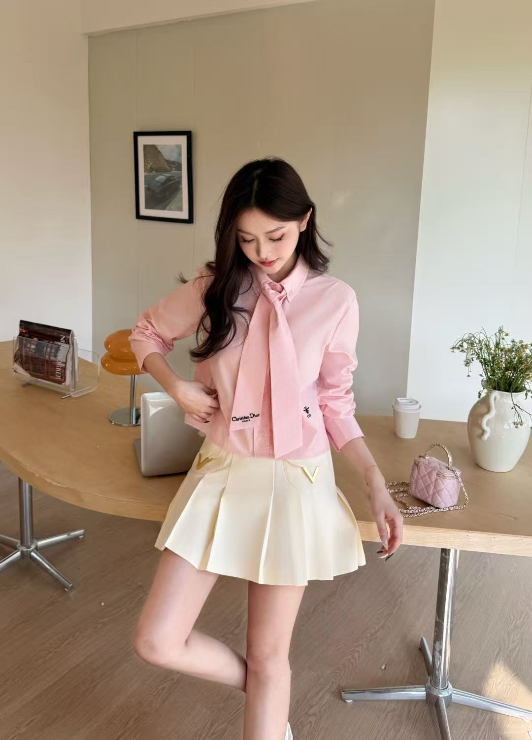 DI0R刺繍入りレターシャツ【50％割引+送料無料】