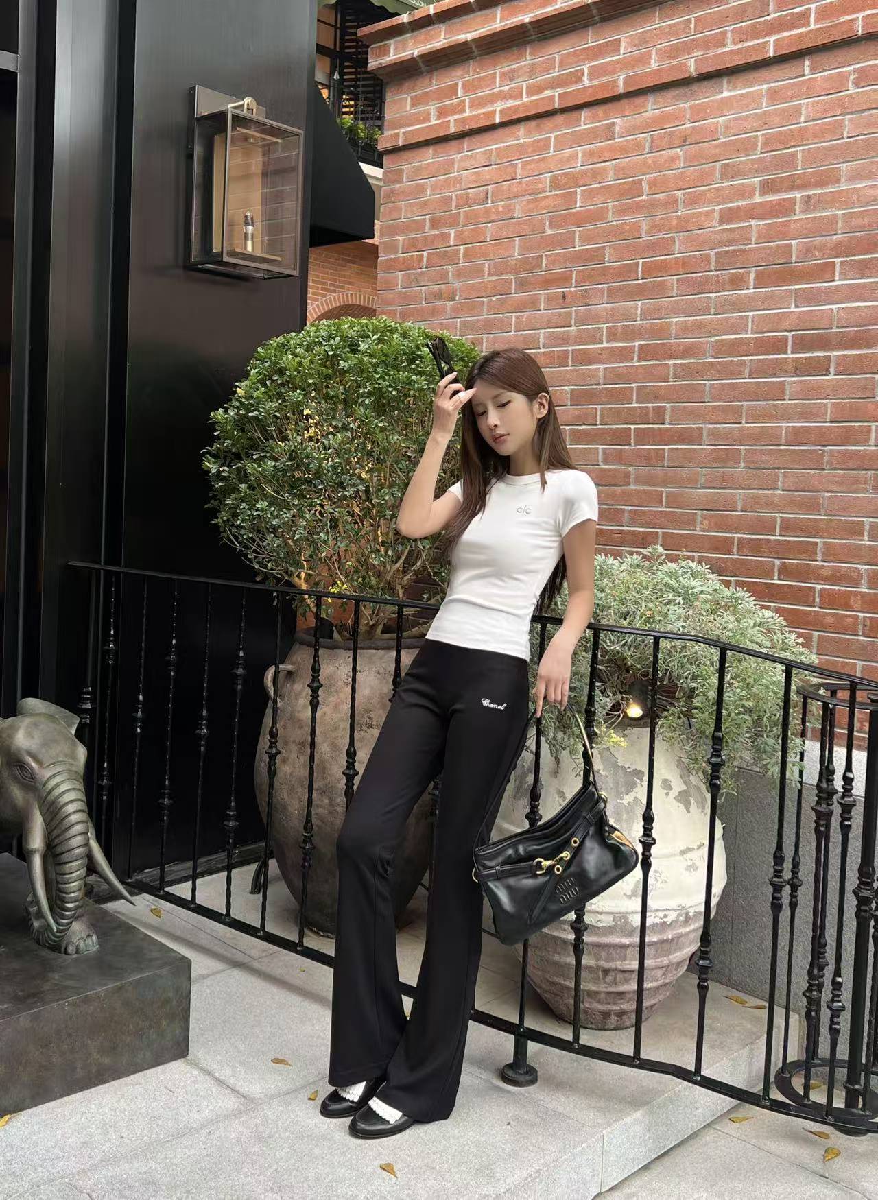 CHANE1 ゴムウエストフレアパンツ（レタリング入り）【50％割引+送料無料】