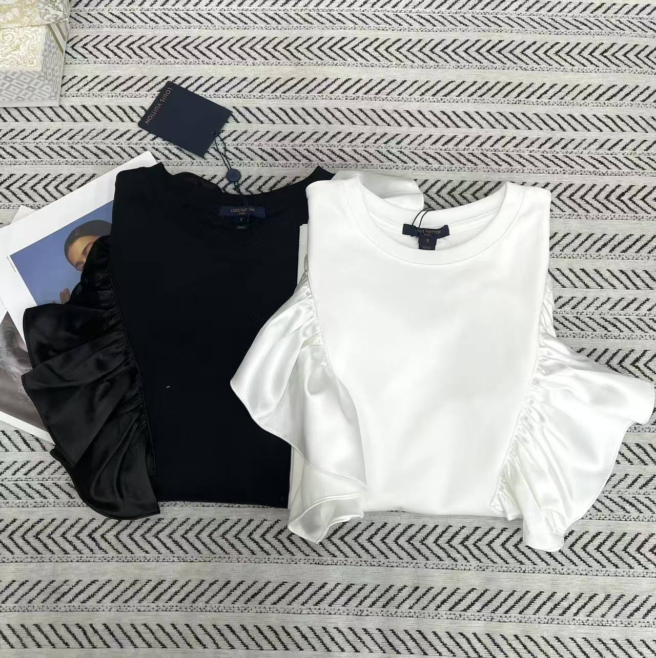 LV ラッフルTシャツ【50％割引+送料無料】