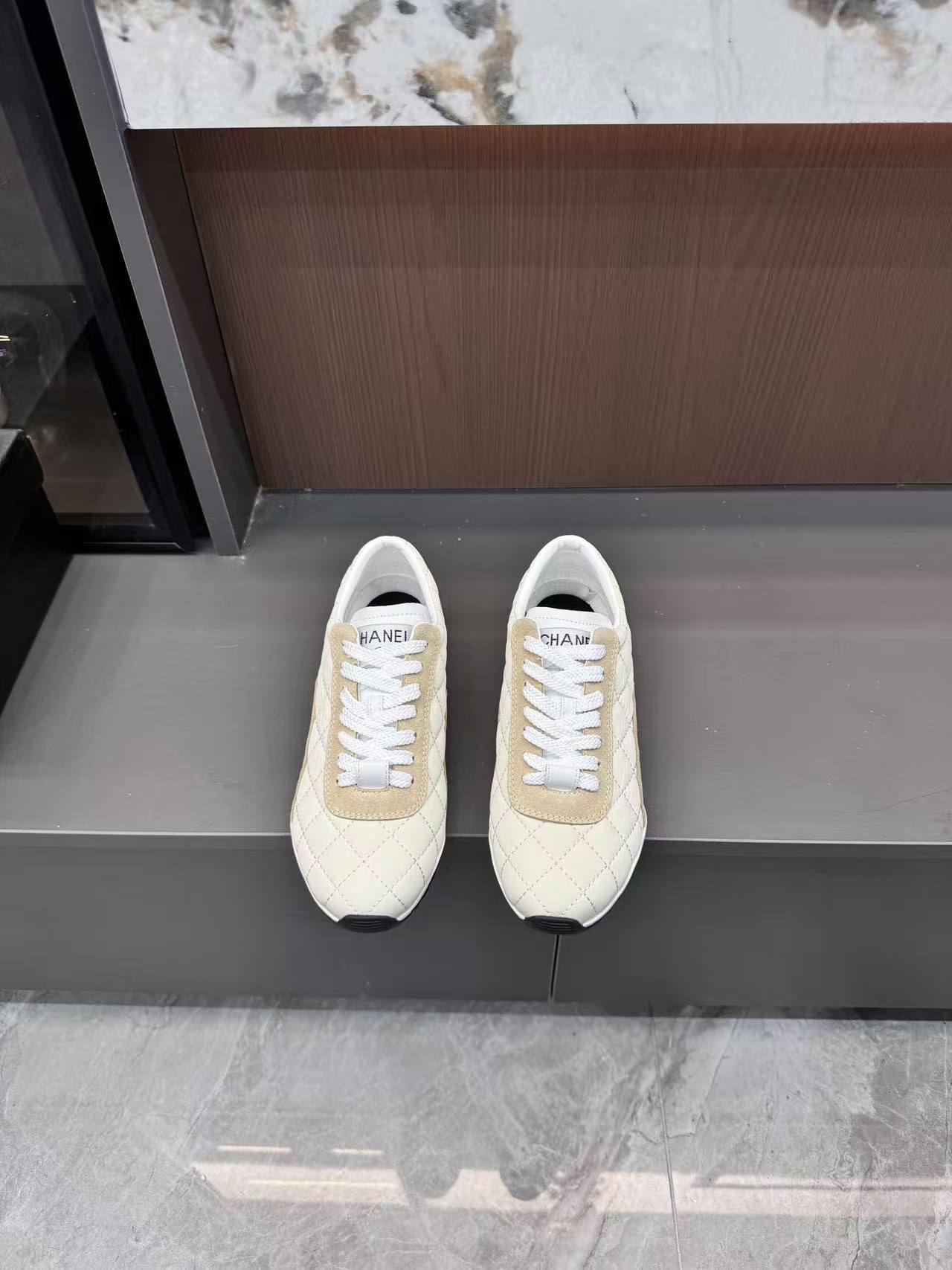 CHANE1 カラーブロック ダブルC カジュアルシューズ【50％割引+送料無料】