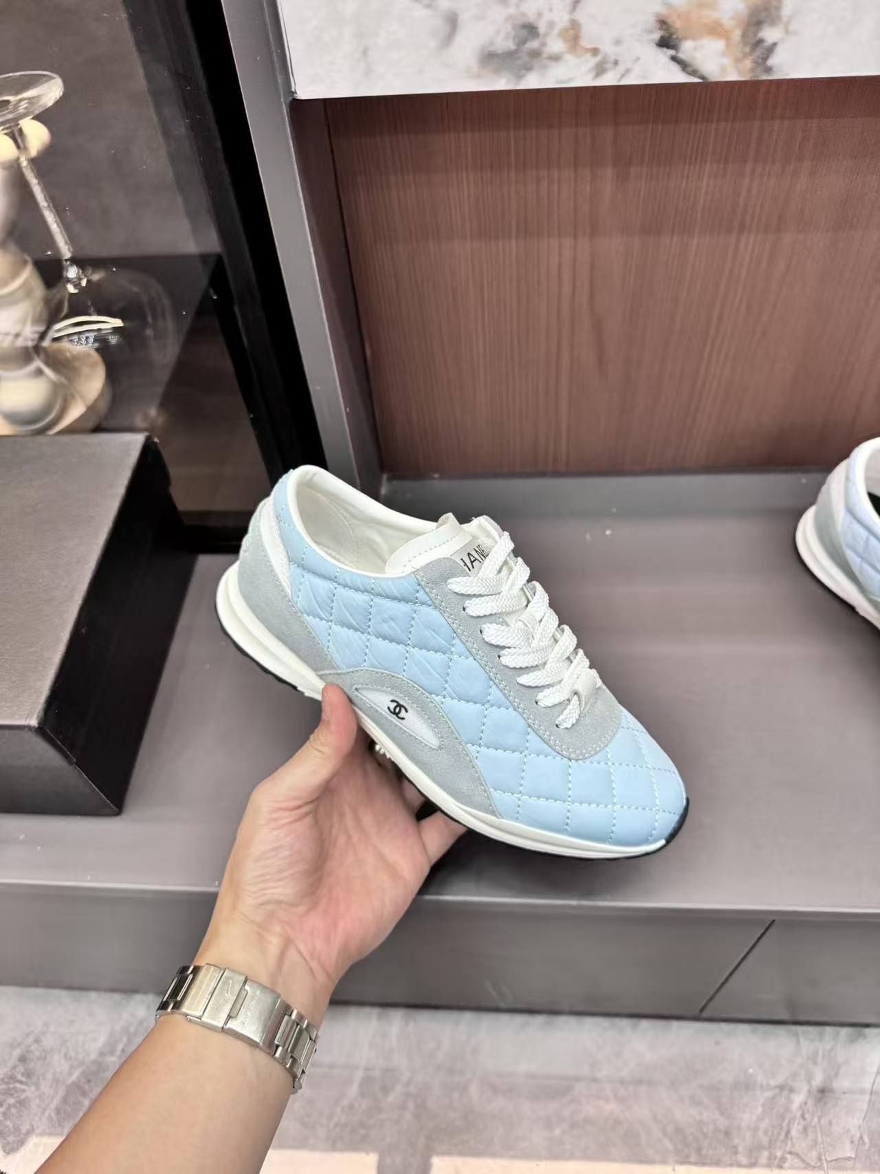 CHANE1 カラーブロック ダブルC カジュアルシューズ【50％割引+送料無料】