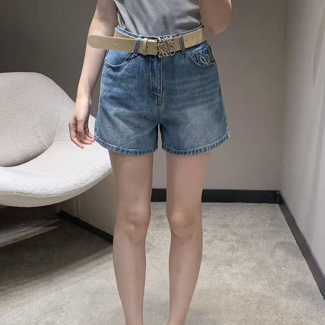 LOEWE ロゴ刺繍 デニムショートパンツ【50％割引+送料無料】