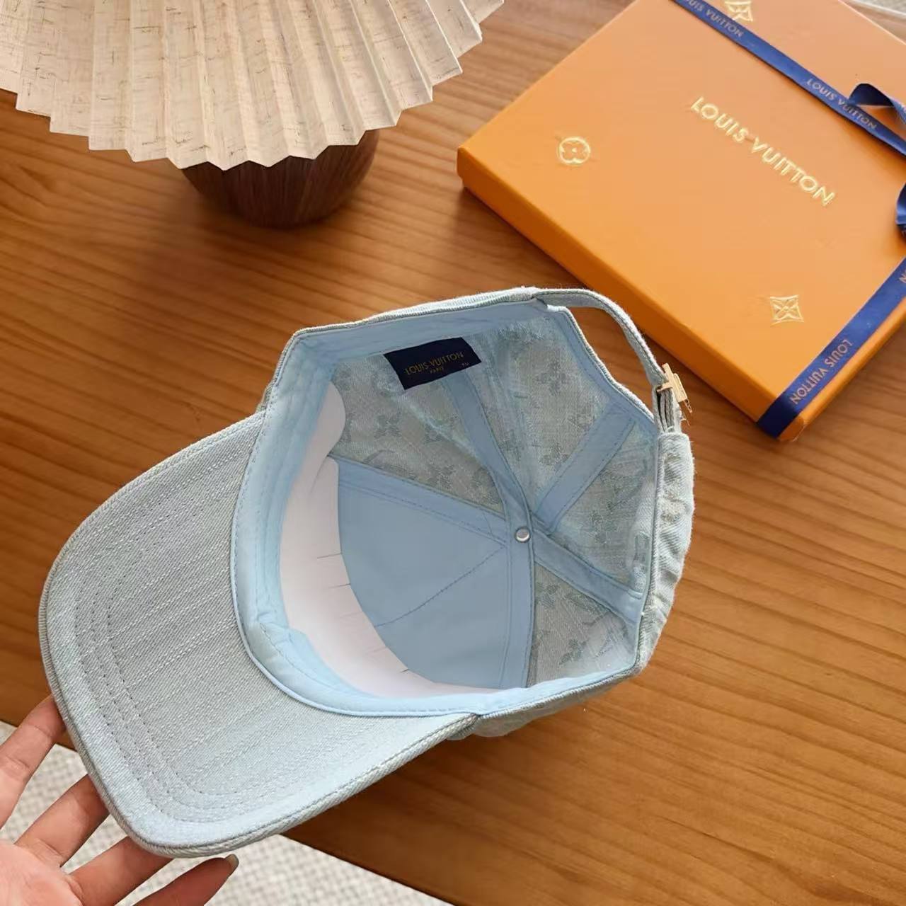 LV デニムプリント・ベースボールキャップ【50％割引+送料無料】