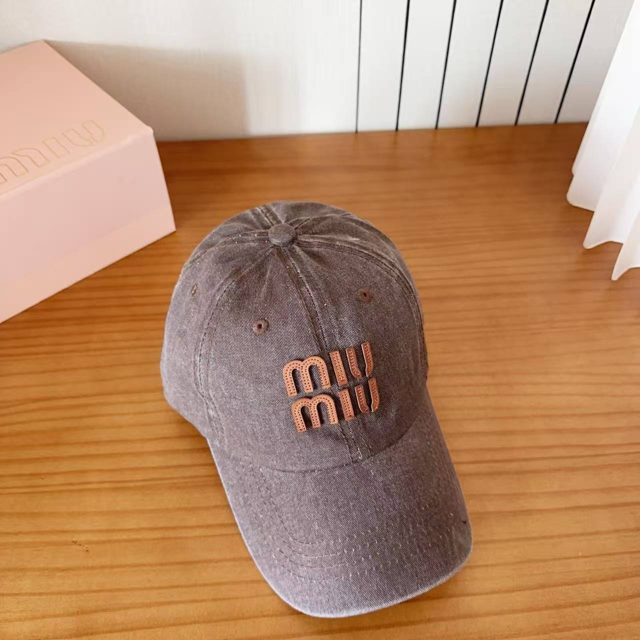 M1UM1U シンプルレターベースボールキャップ【50％割引+送料無料】