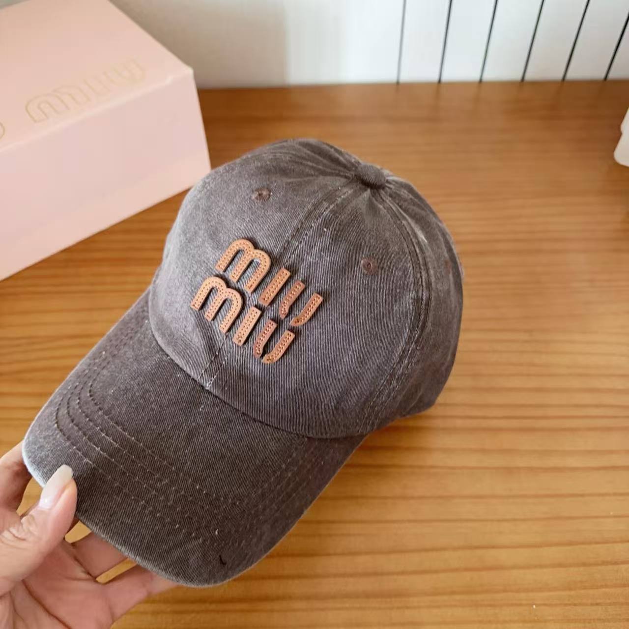 M1UM1U シンプルレターベースボールキャップ【50％割引+送料無料】