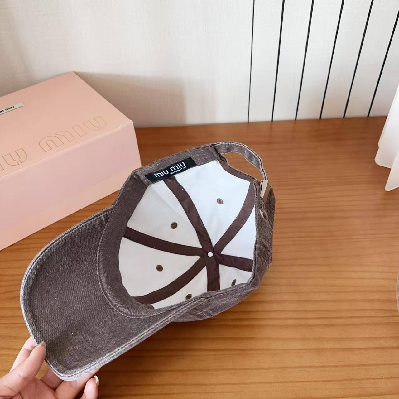 M1UM1U シンプルレターベースボールキャップ【50％割引+送料無料】