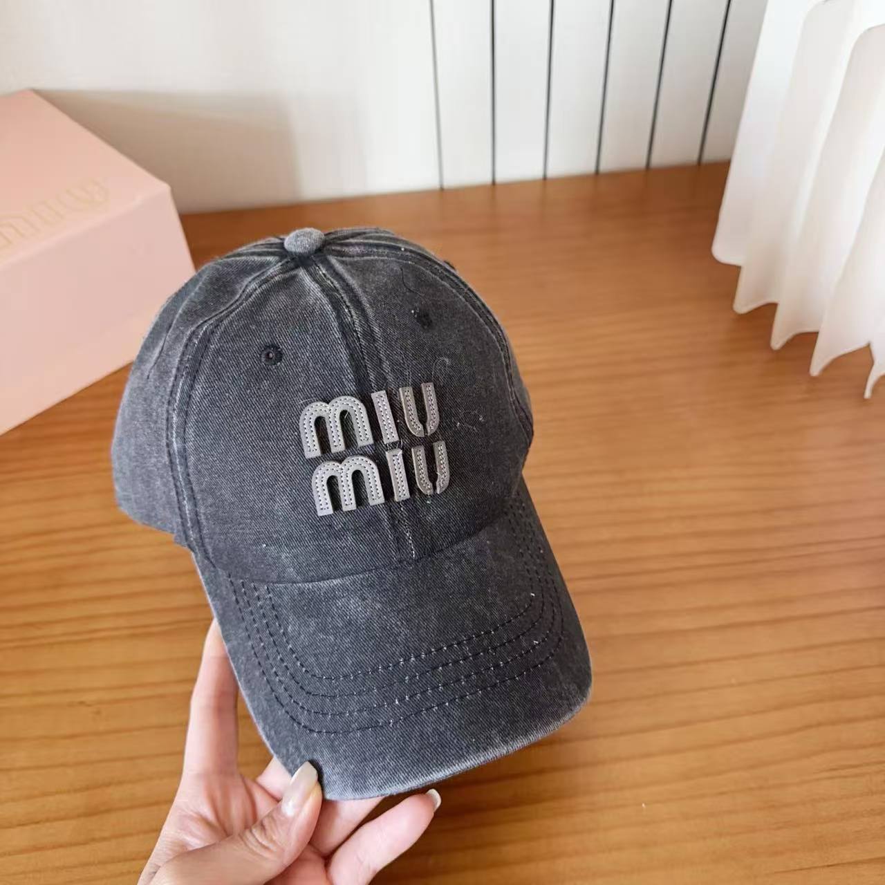 M1UM1U シンプルレターベースボールキャップ【50％割引+送料無料】