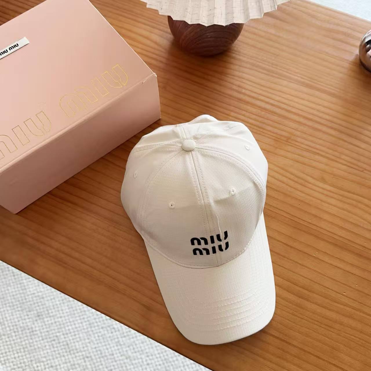 M1UM1U シンプルレターベースボールキャップ【50％割引+送料無料】