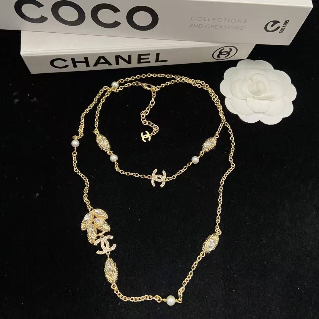 CHANE1 ダイヤモンド ダブルC セーターネックレス【50％割引+送料無料】