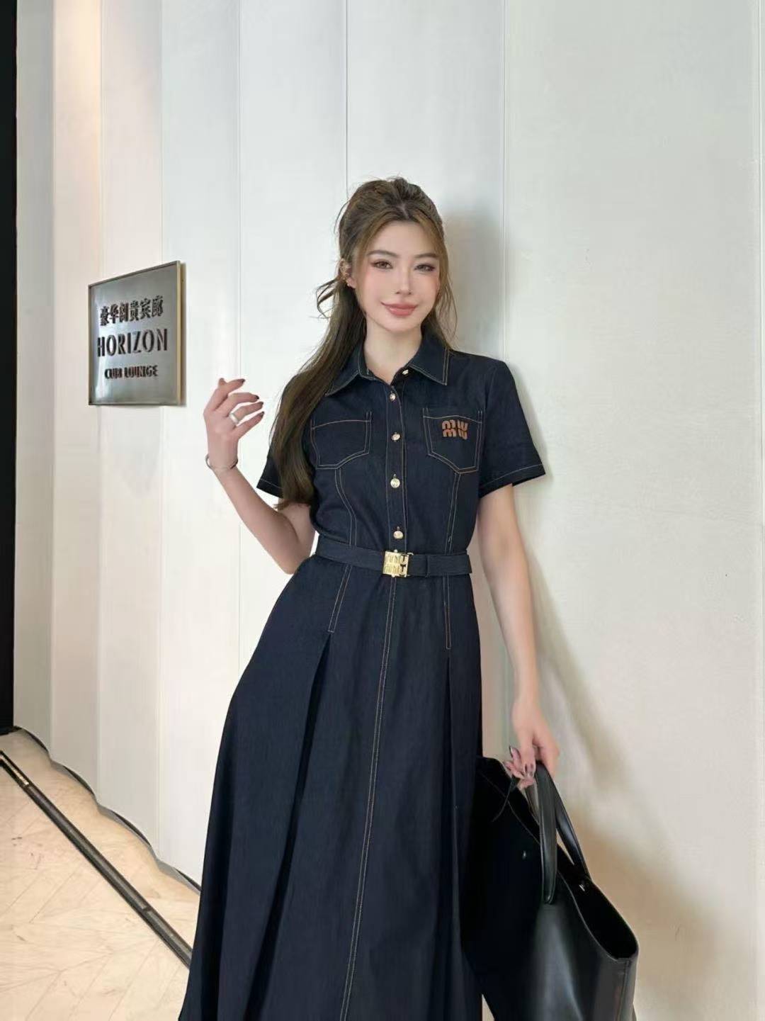 M1UM1U シンプルなレターデニムドレス【50％割引+送料無料】