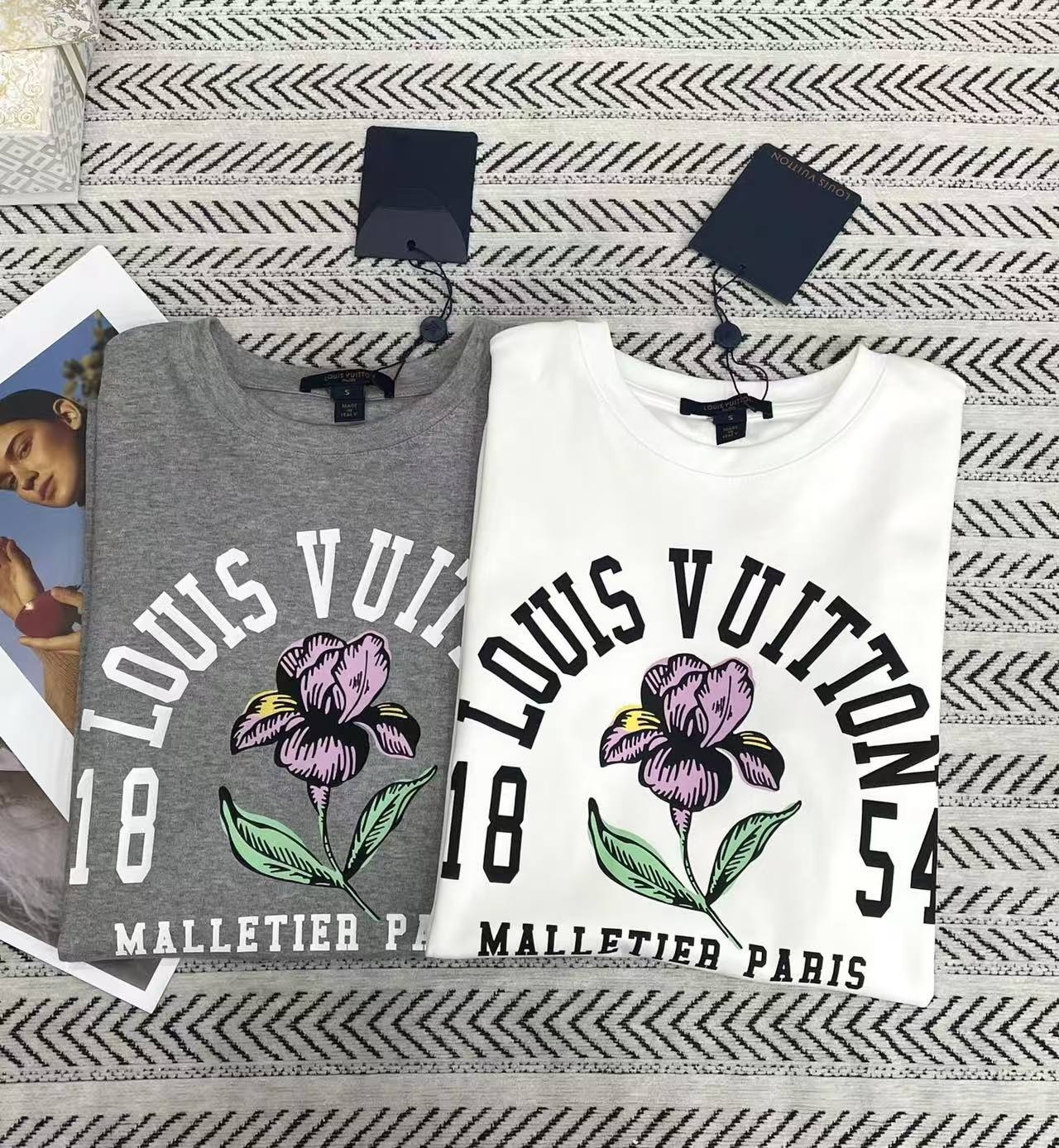 LV ロゴプリントTシャツ【50％割引+送料無料】