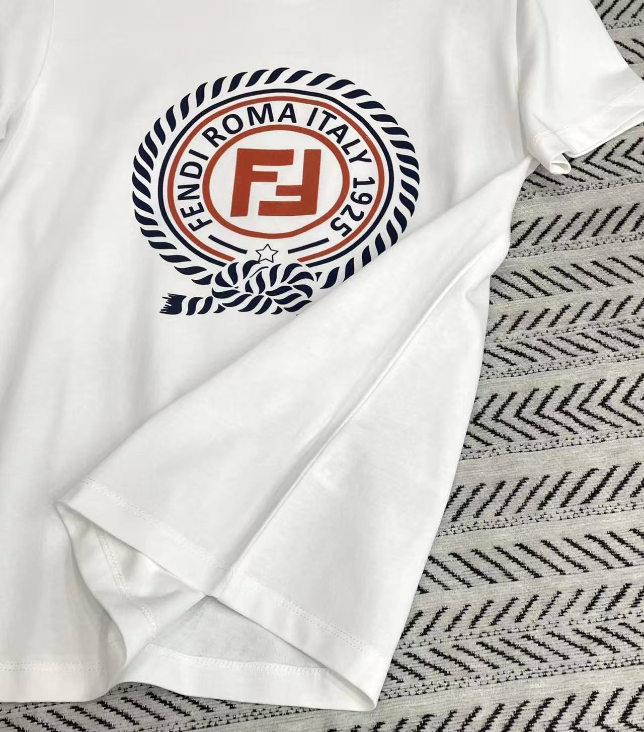 FEND1 フロッキー ダブルFプリント Tシャツ【50％割引+送料無料】