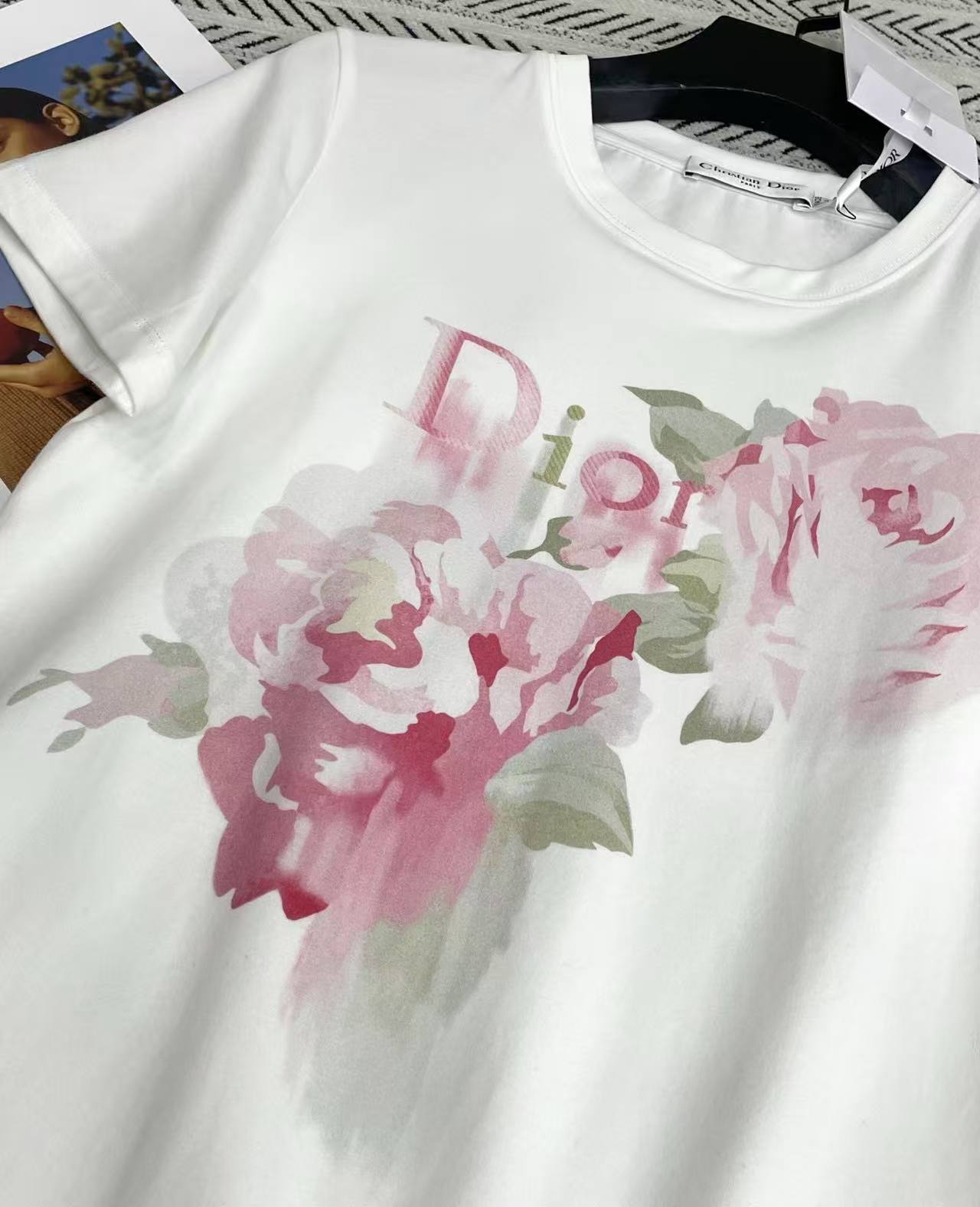 DIOR エアブラシプリント Tシャツ【50％割引+送料無料】