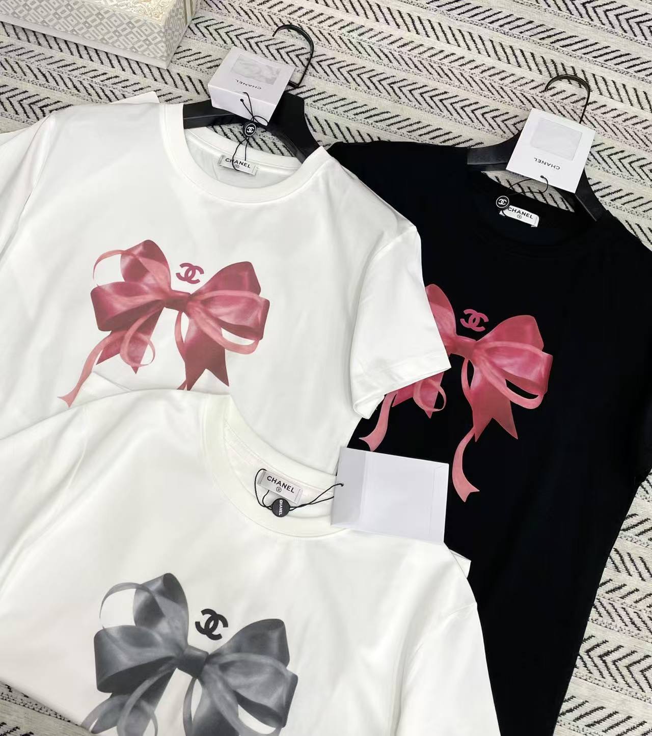 CHANE1 ボウダブルC Tシャツ【50％割引+送料無料】