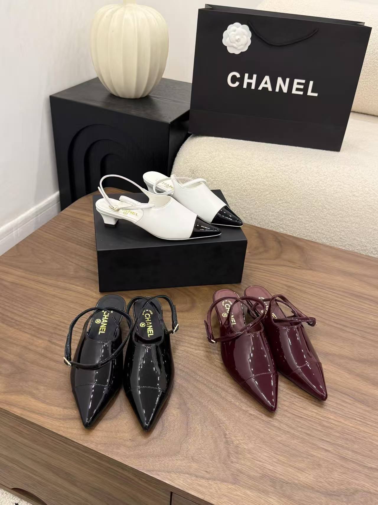 CHANE1 高品質パテントレザー ローヒールシューズ【50％割引+送料無料】